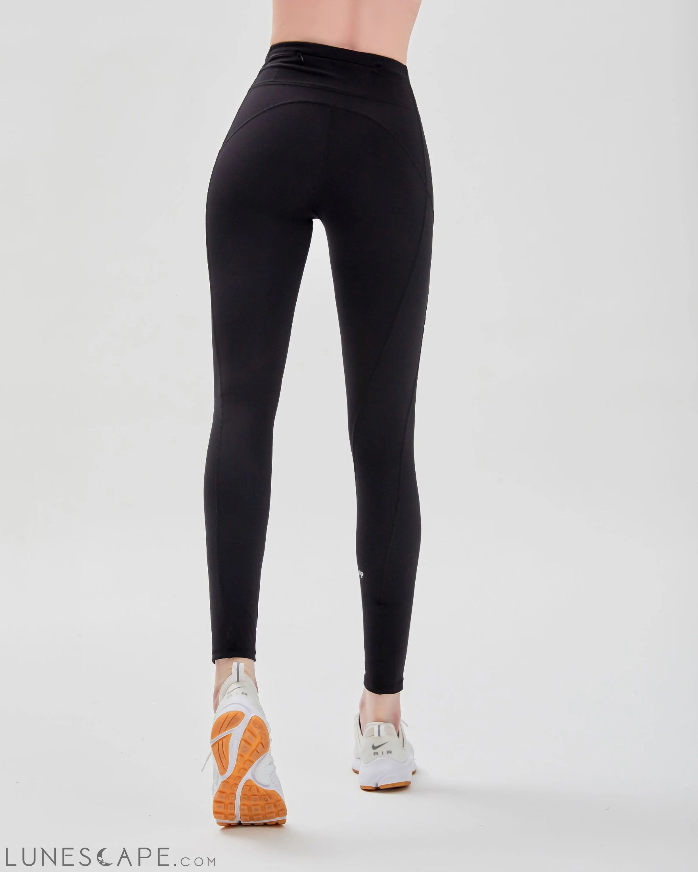 Shine on Silkiflex™ Legging 27" LUNESCAPE