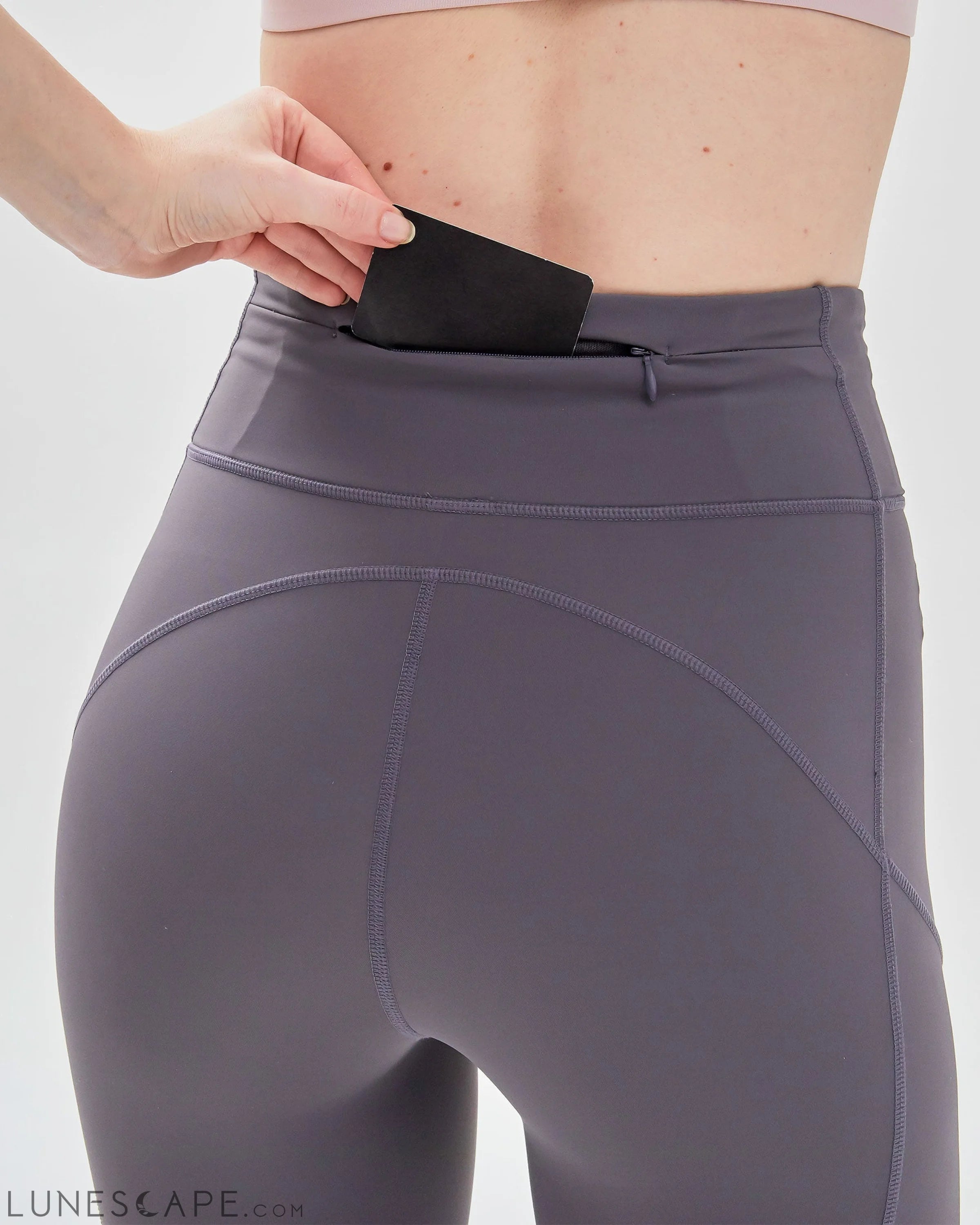 Shine on Silkiflex™ Legging 27" LUNESCAPE