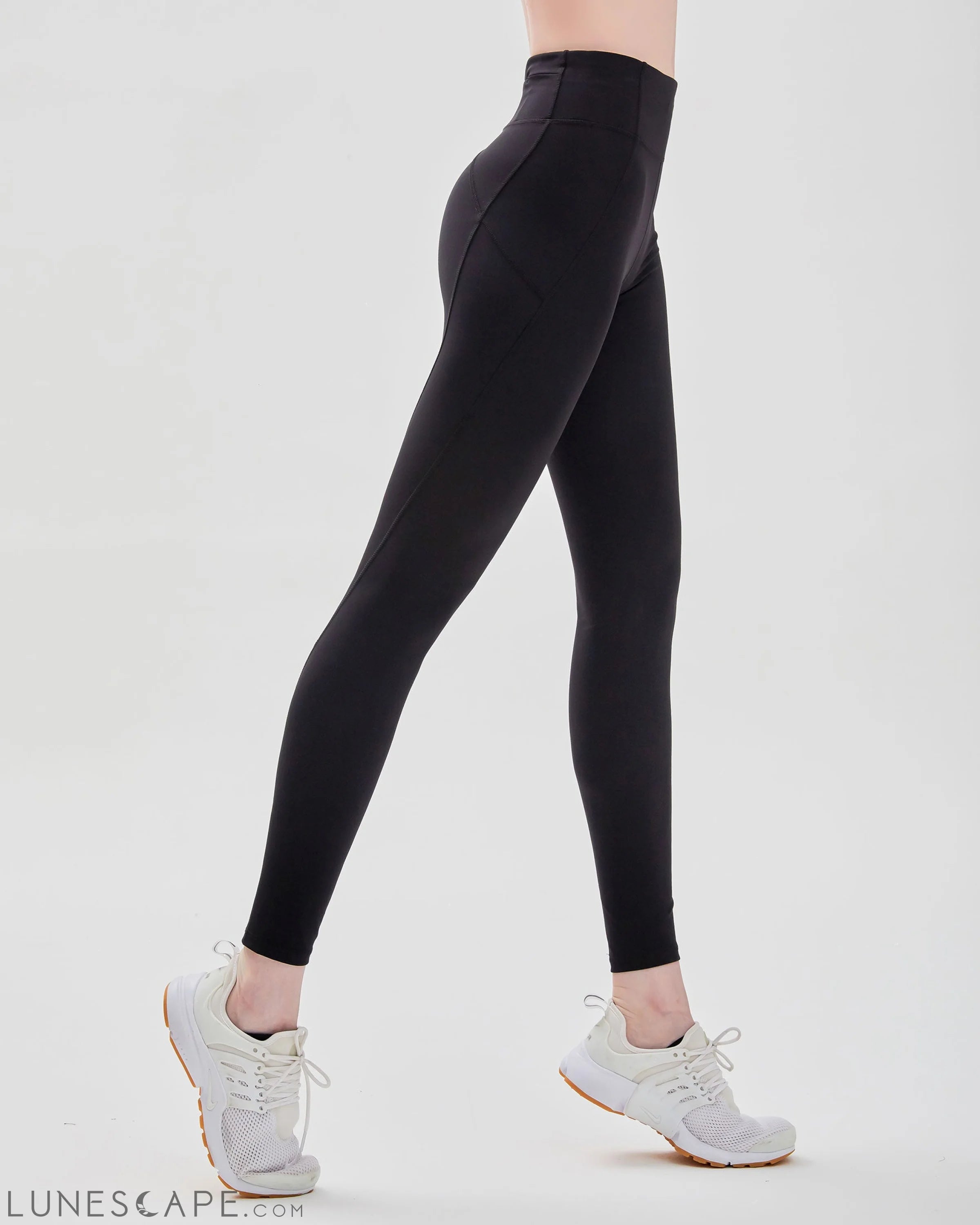 Shine on Silkiflex™ Legging 27" LUNESCAPE