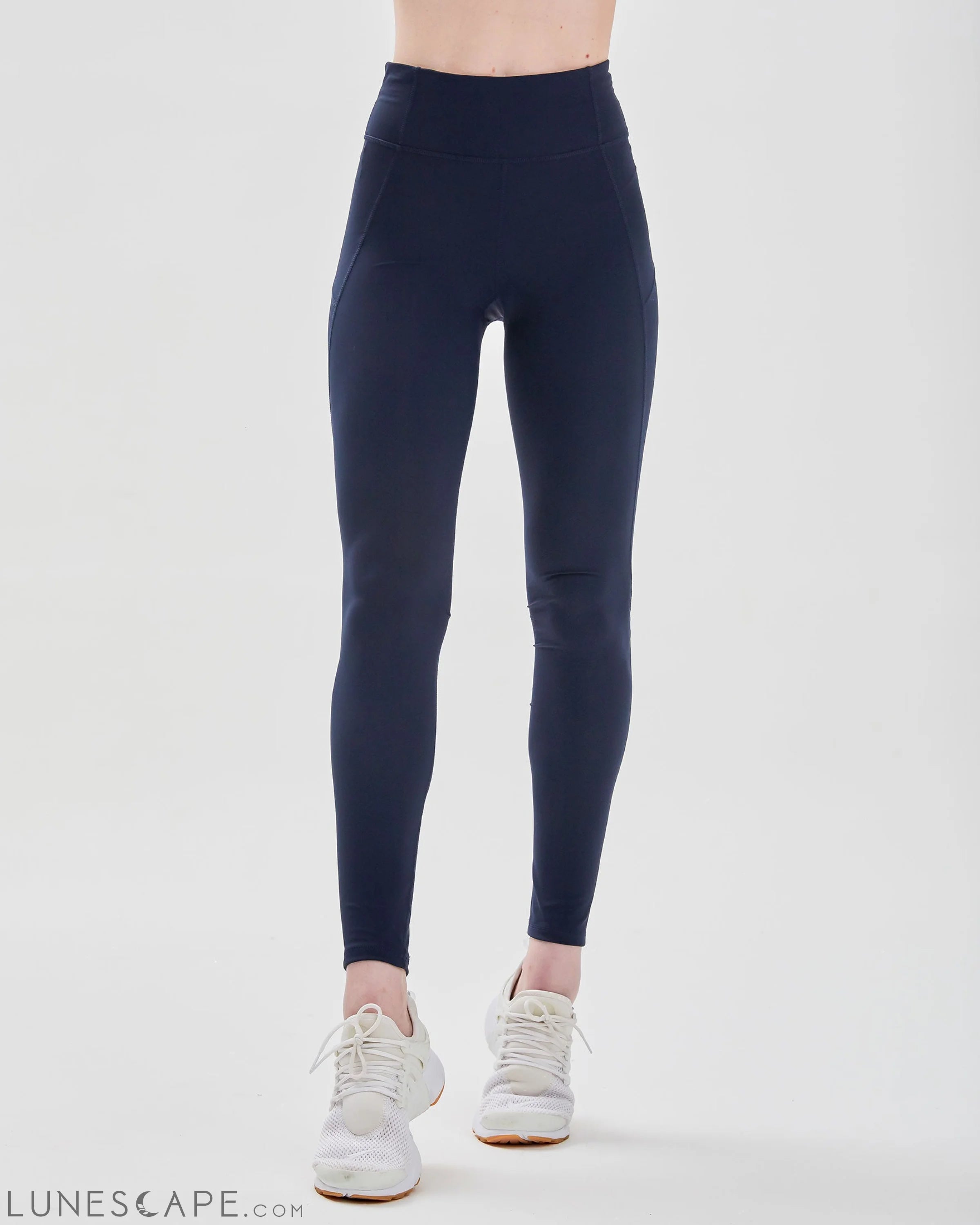 Shine on Silkiflex™ Legging 27" LUNESCAPE