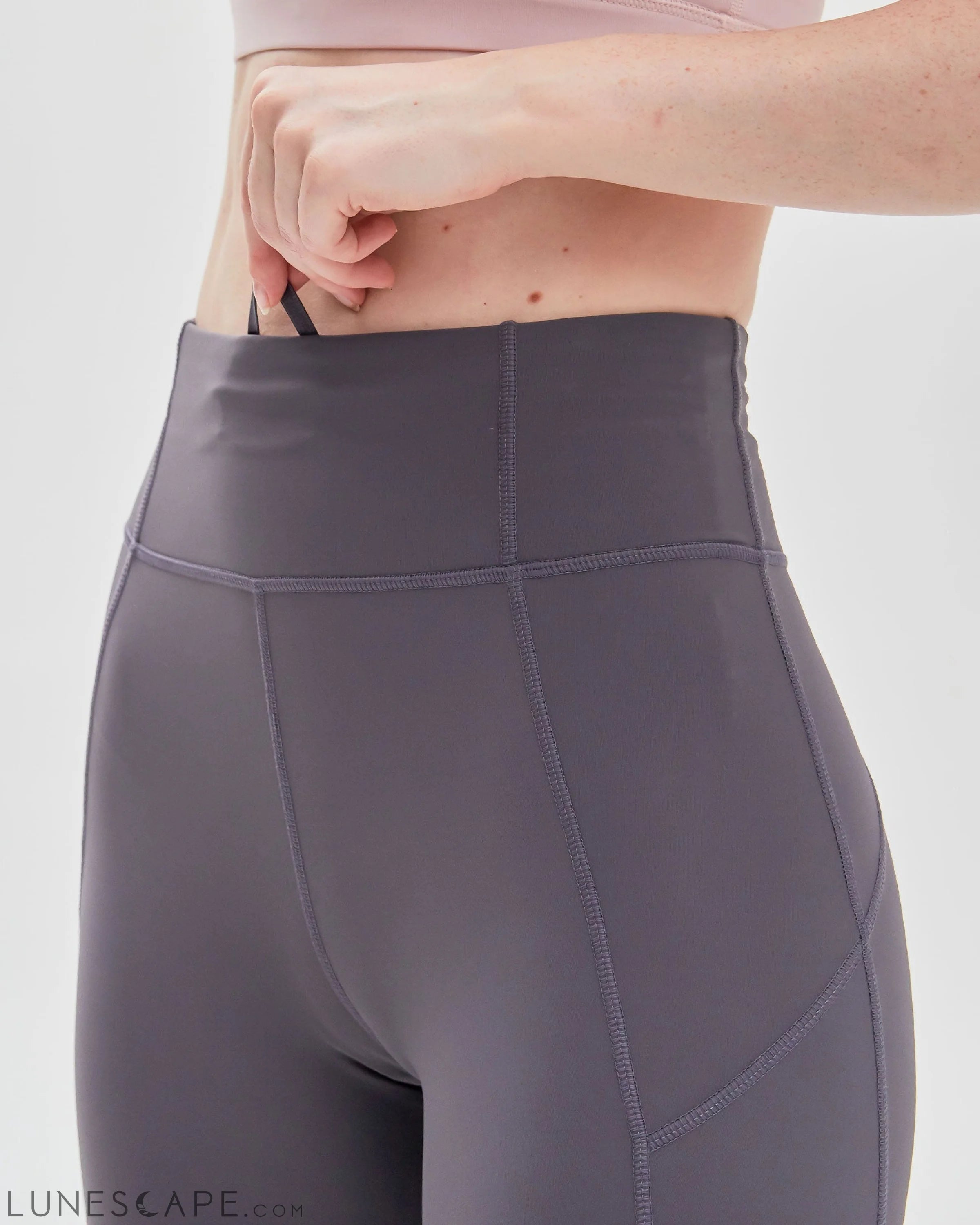 Shine on Silkiflex™ Legging 27" LUNESCAPE