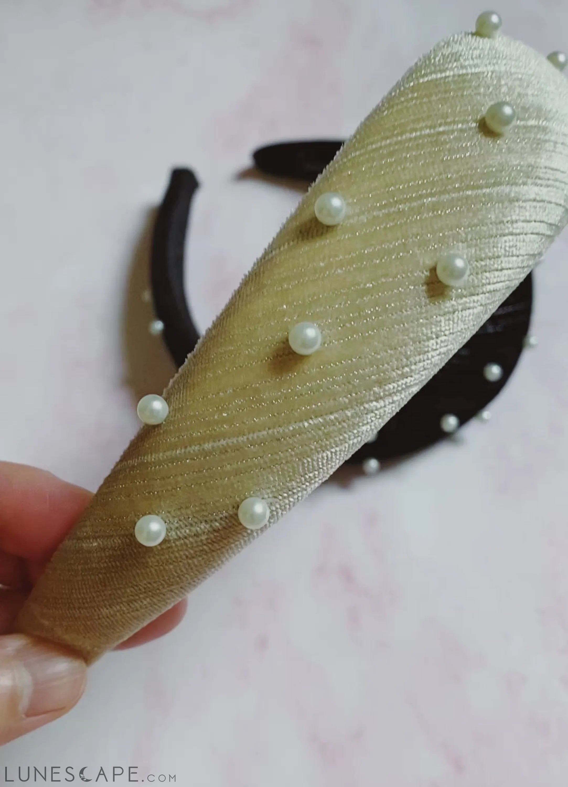 Silky Velvet Pearl Headband LUNESCAPE