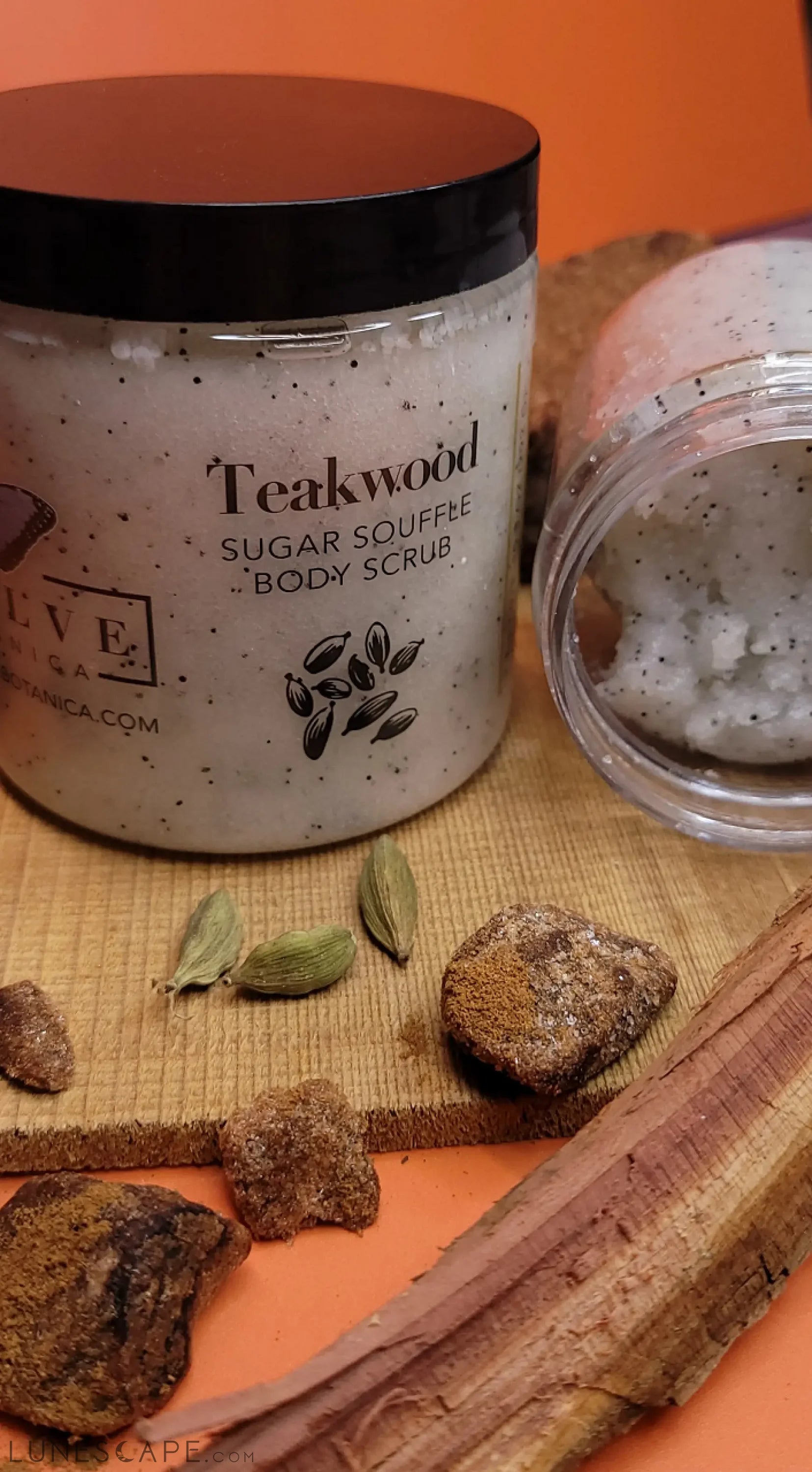 Skincare - Sugar Souffle Body Polish - Teakwood LUNESCAPE