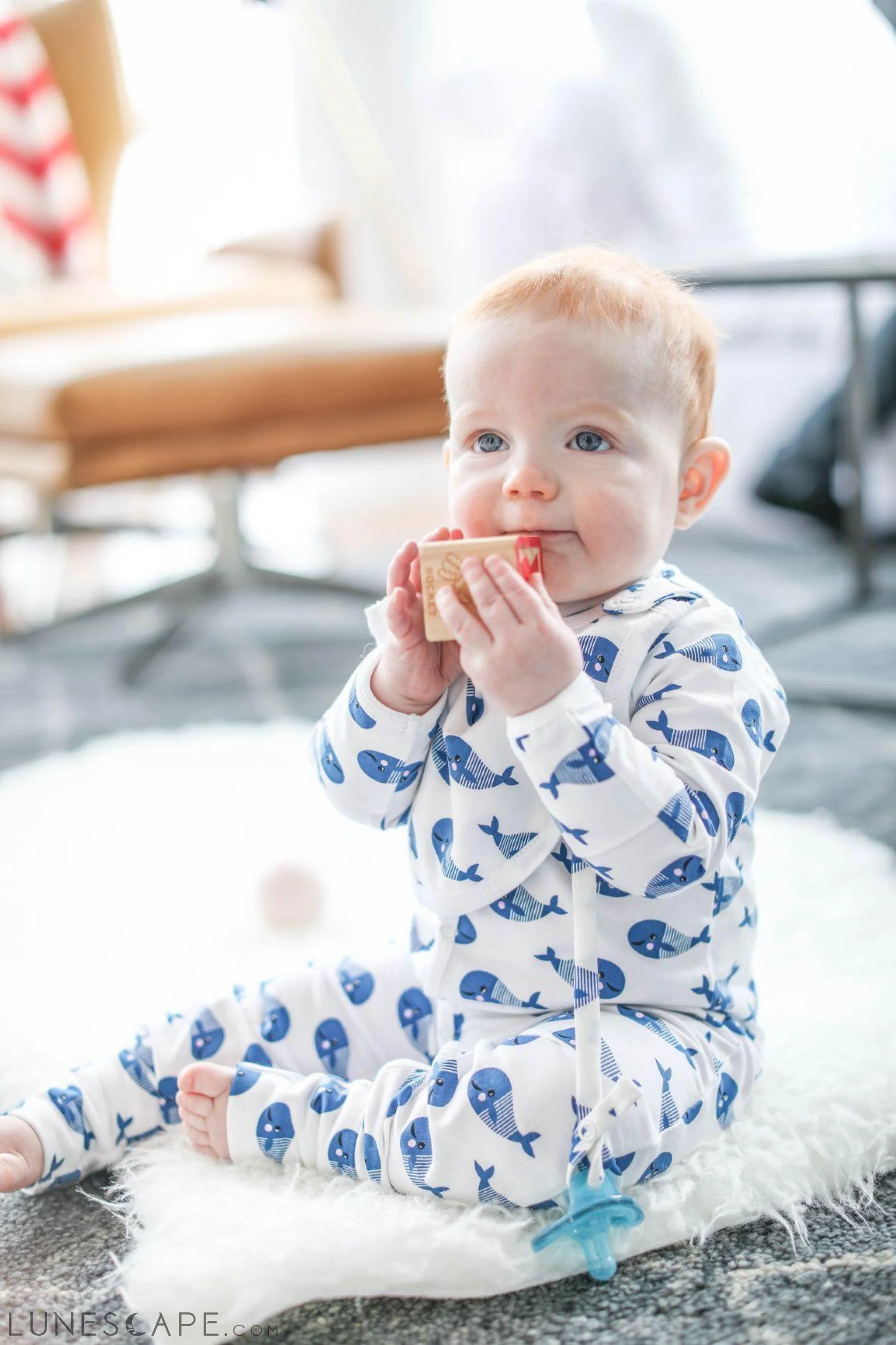 Smart Pacifier Strap - Blue Whale LUNESCAPE