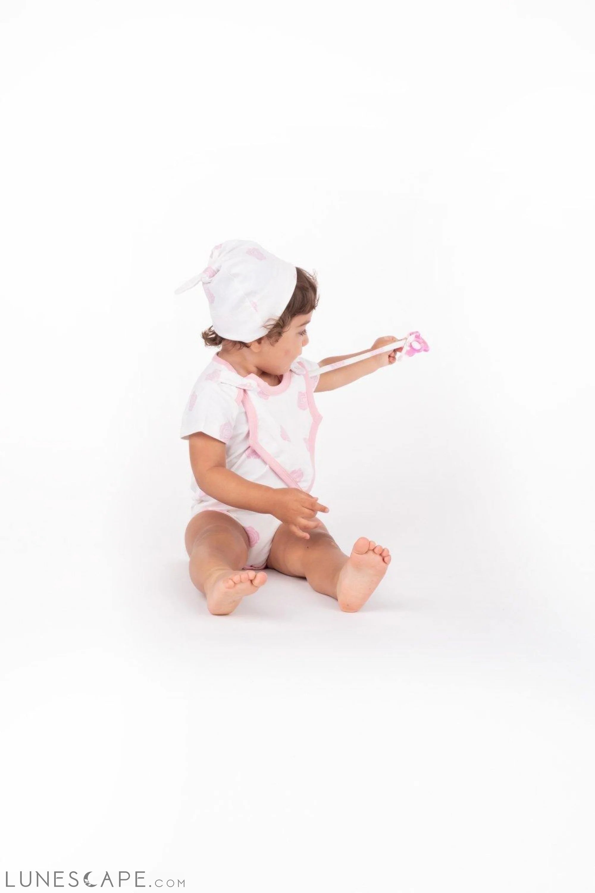 Smart Pacifier Strap - Pink Rose LUNESCAPE