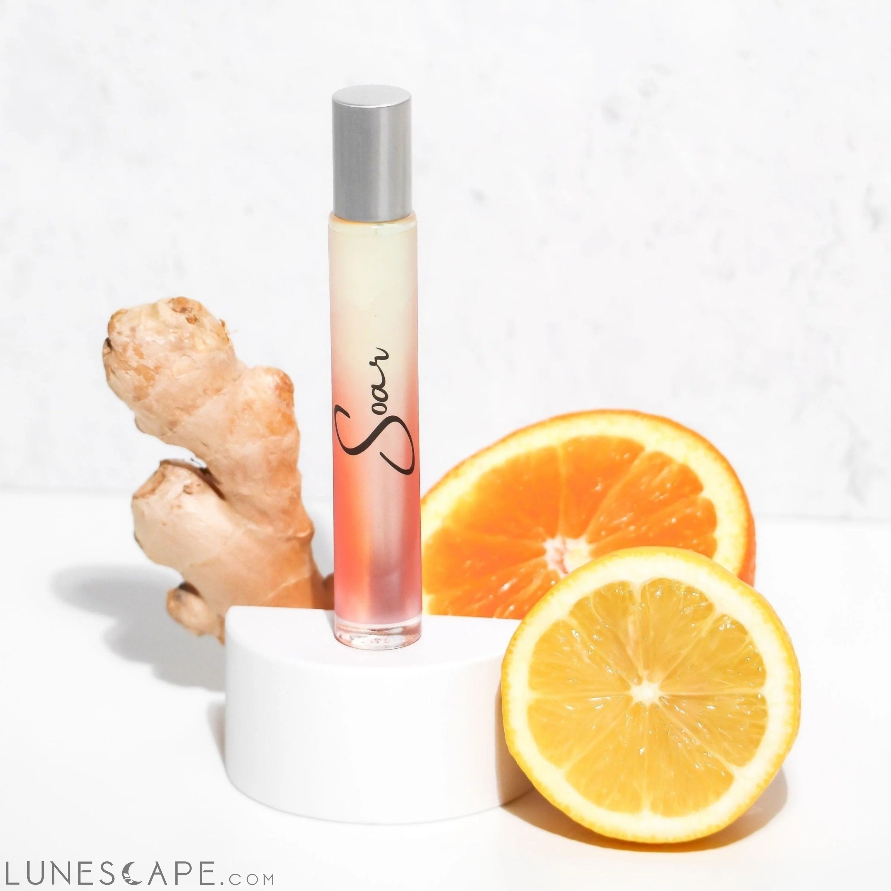 Soar Rollerball Perfume - Cardamom, Ginger, Green Tea, Amber & White Musk Notes LUNESCAPE
