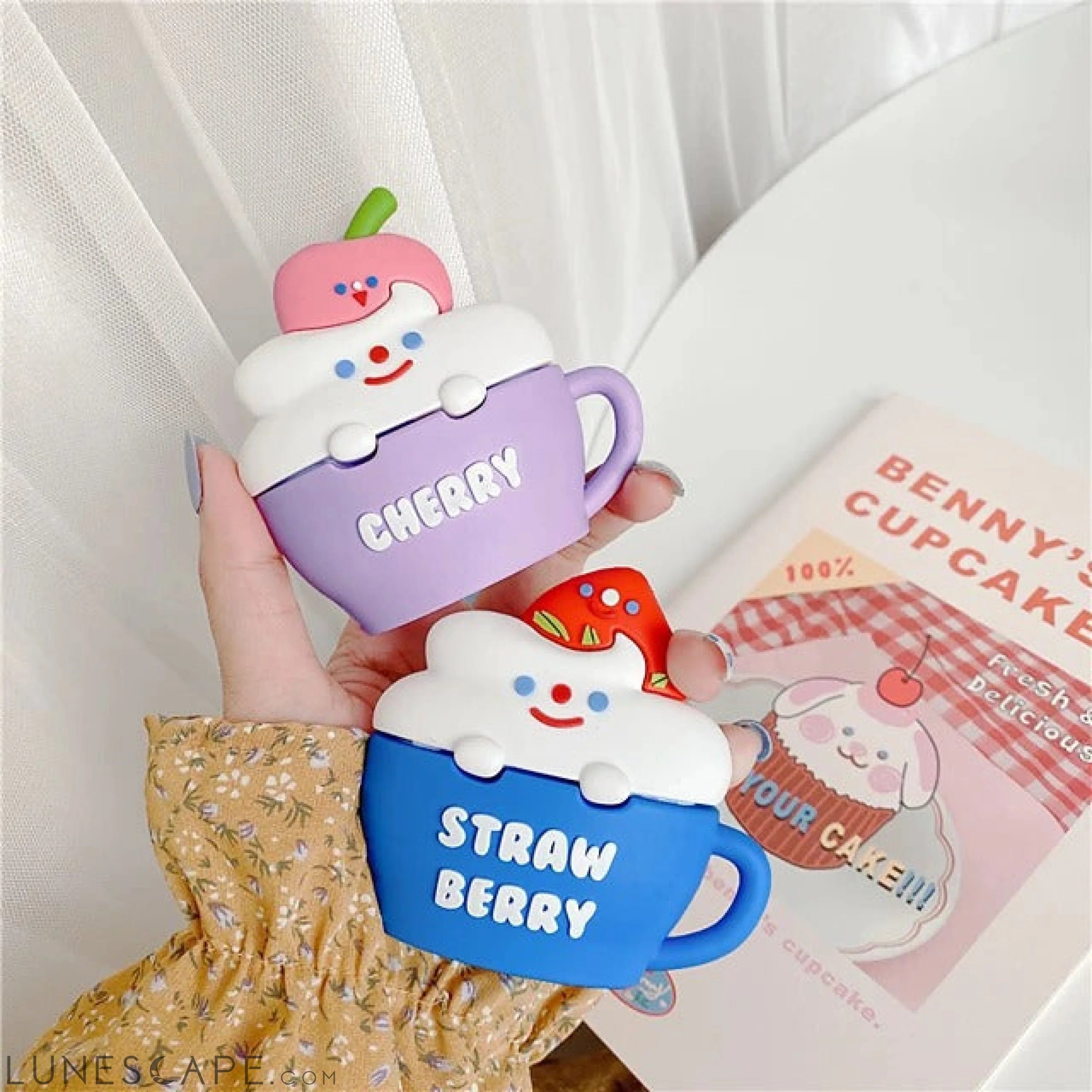 Soft Cartoon Strawberry Earphone Case For AirPods 1/2/3 LUNESCAPE