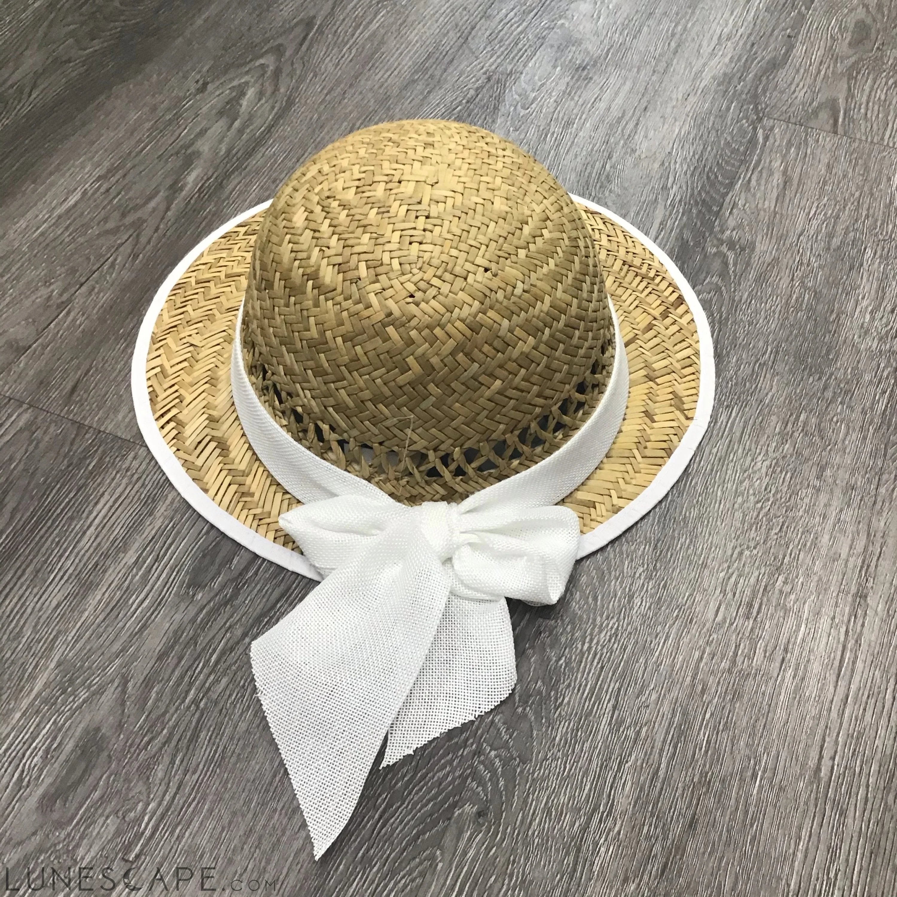 Solid White Bow Rush Straw Visor LUNESCAPE
