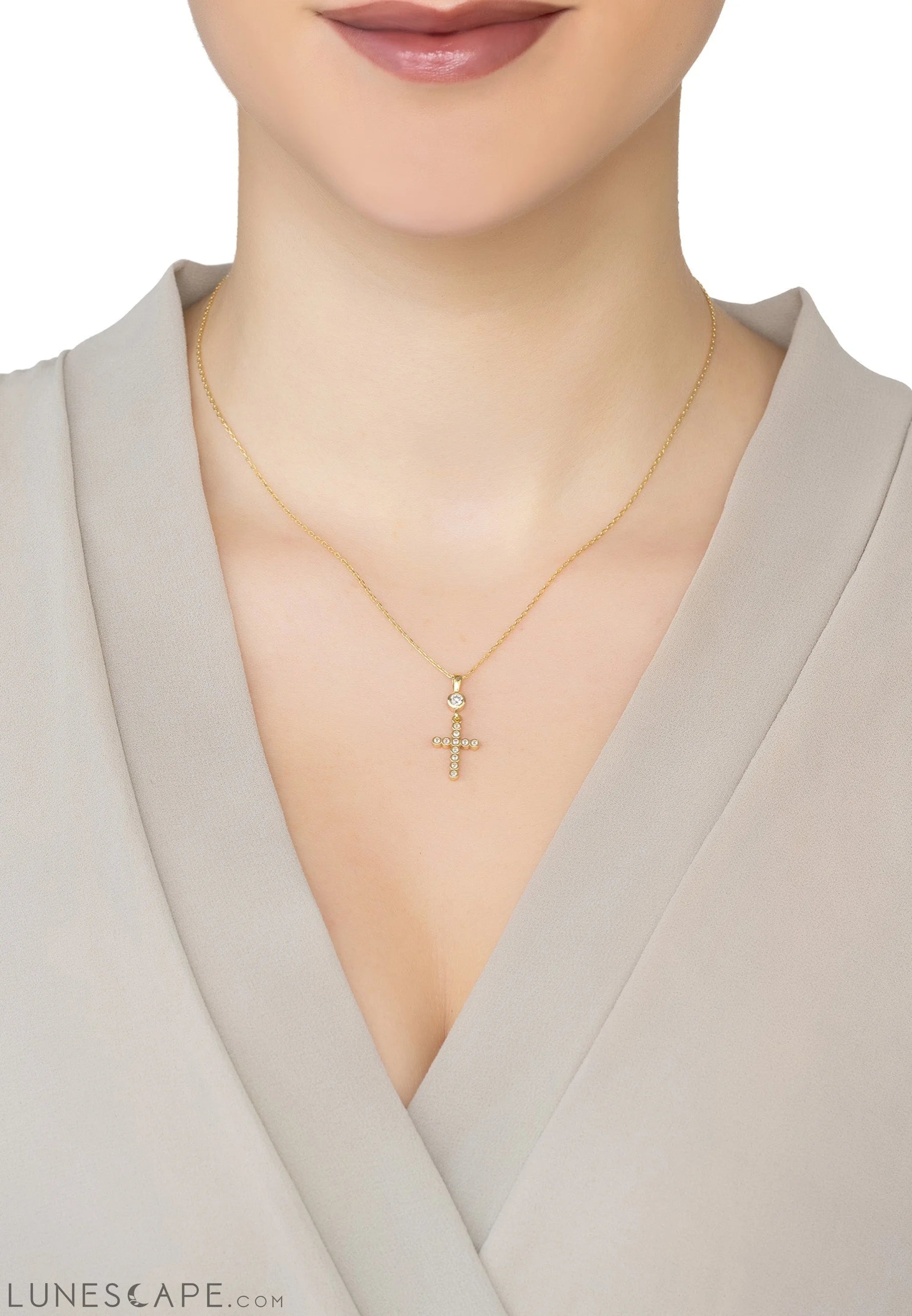 Sparkling Cross Pendant Necklace Gold LUNESCAPE