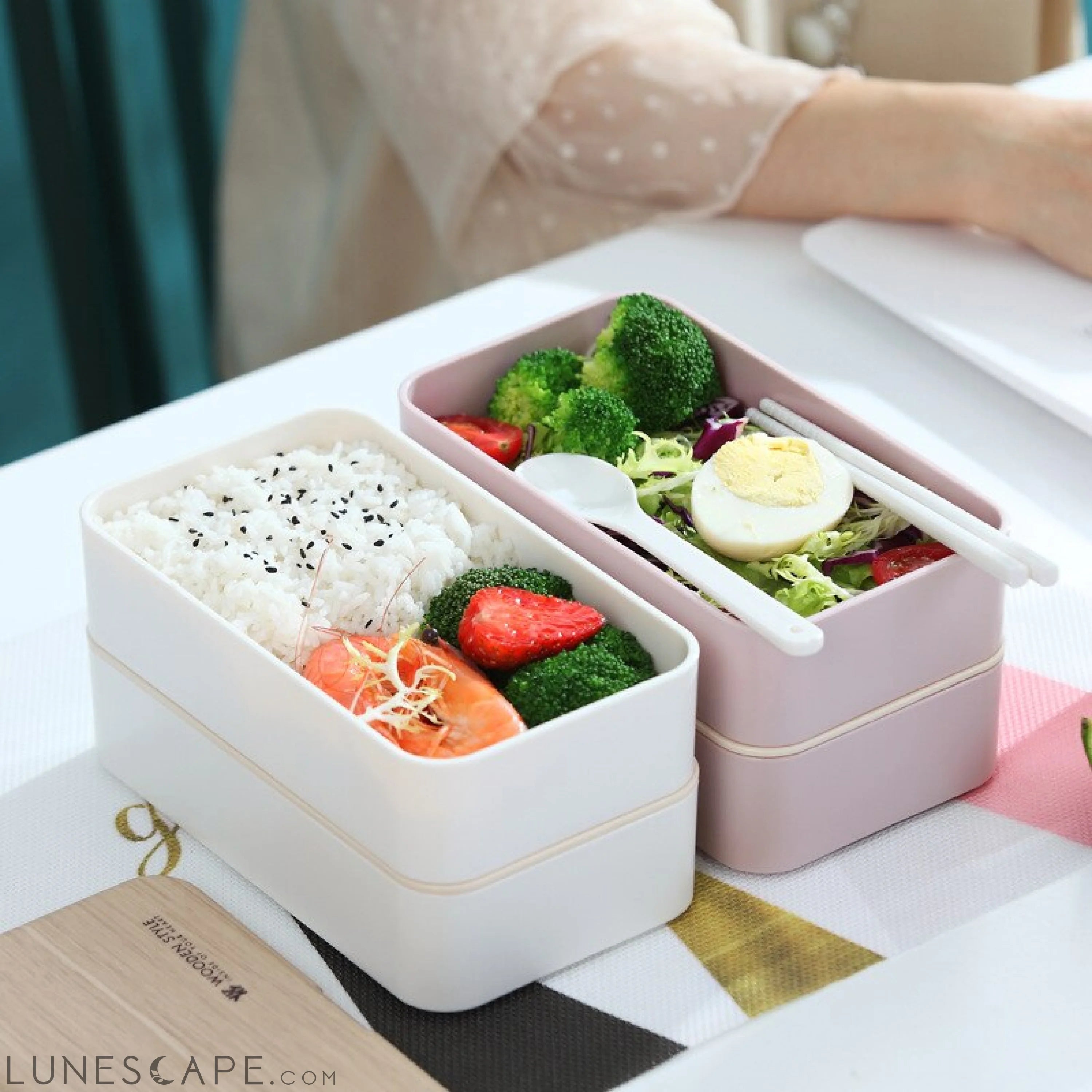 Stackable Bento Box w/Spoon and Chopsticks LUNESCAPE