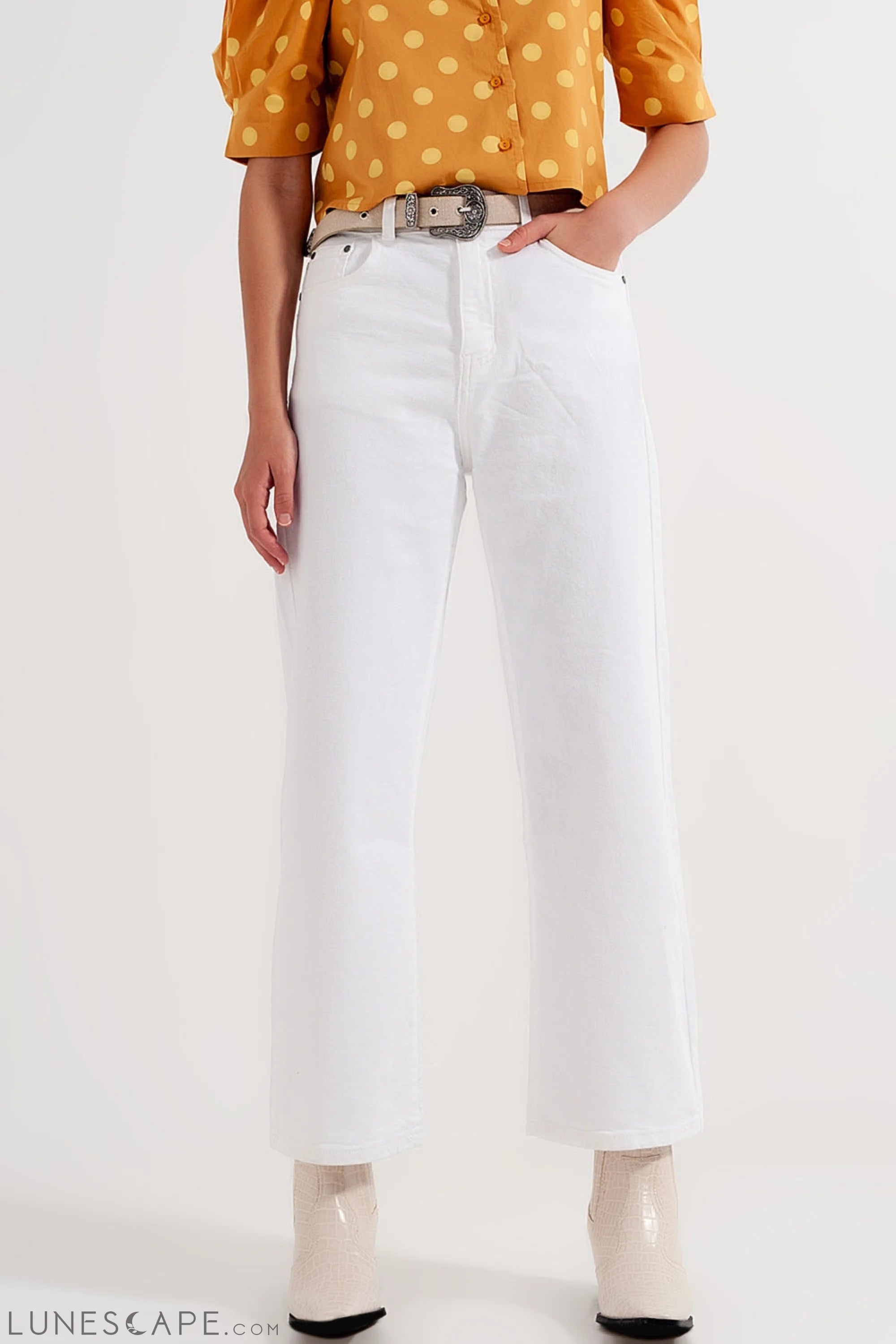 Straight Leg Ankle Grazer Jeans in White LUNESCAPE