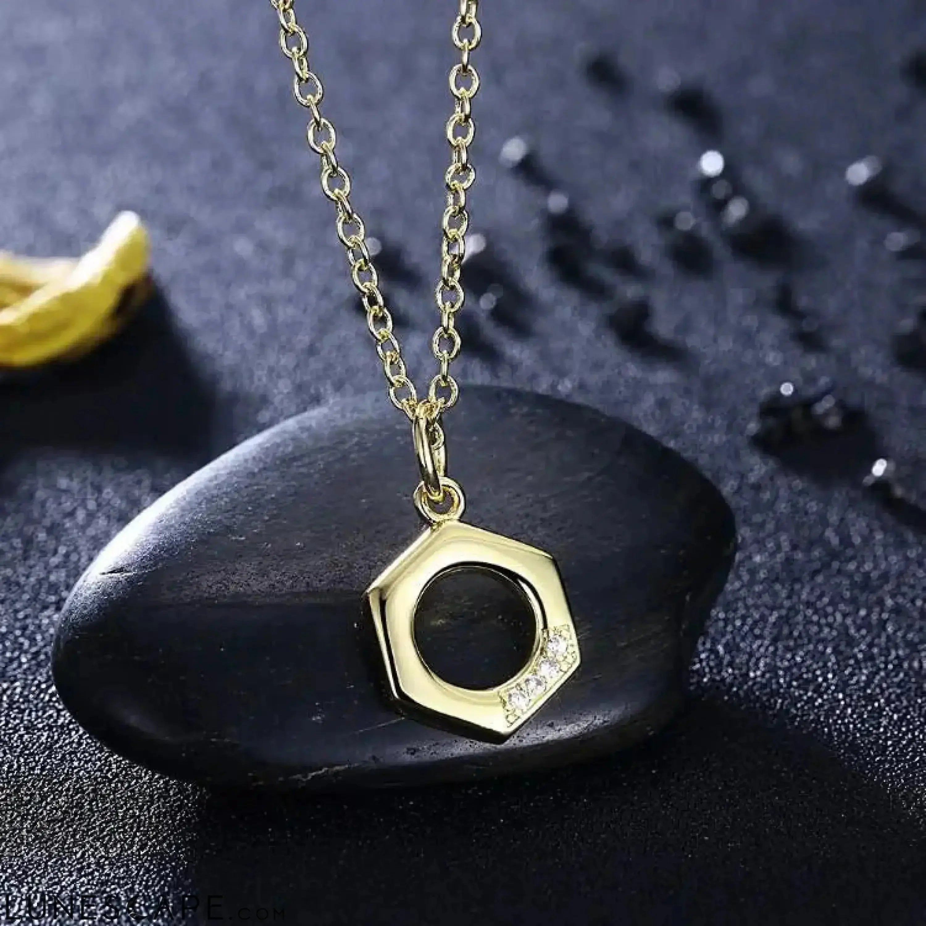 Strength Swarovski Pendant LUNESCAPE