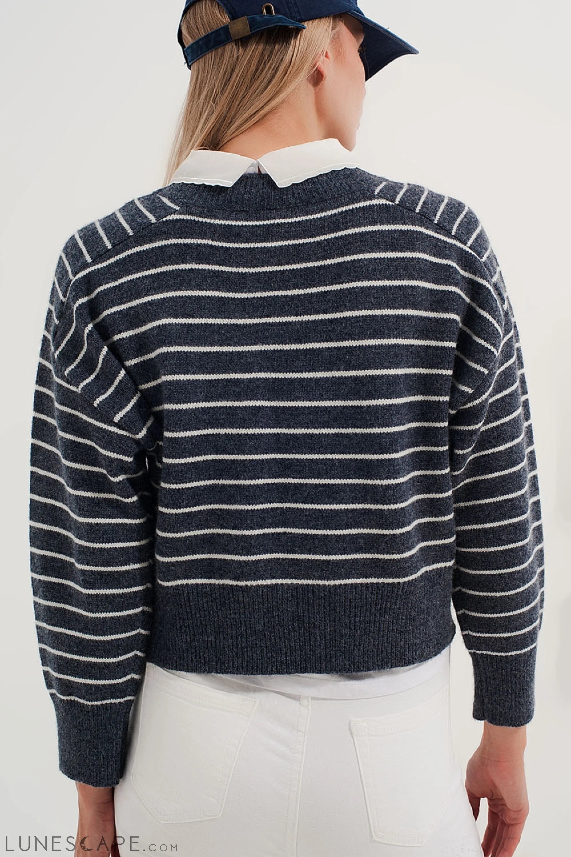 Striped Knitted Sweater With Wrangler Sleeves Blue and White LUNESCAPE