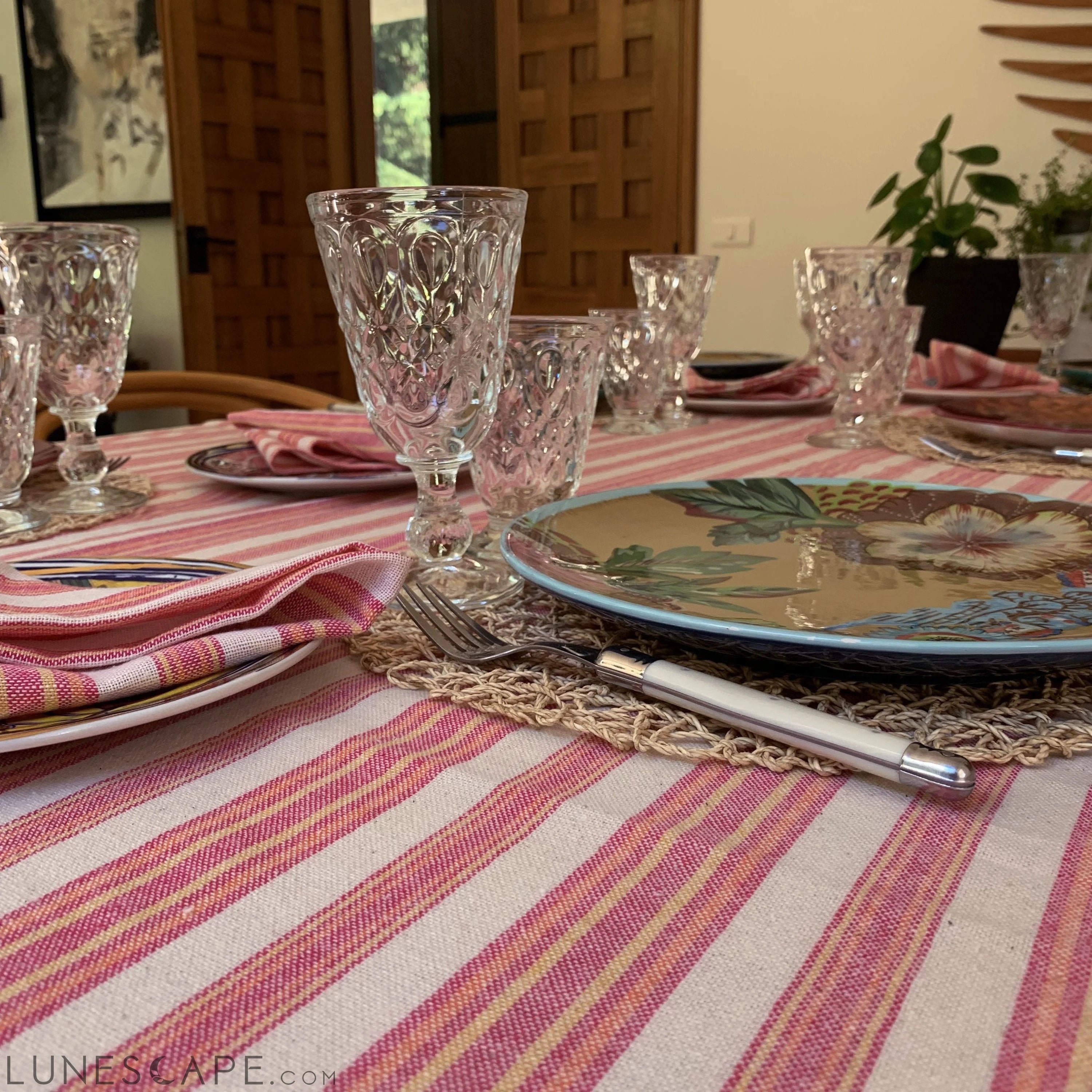 Striped Mediterranean Style Tablecloth Set LUNESCAPE