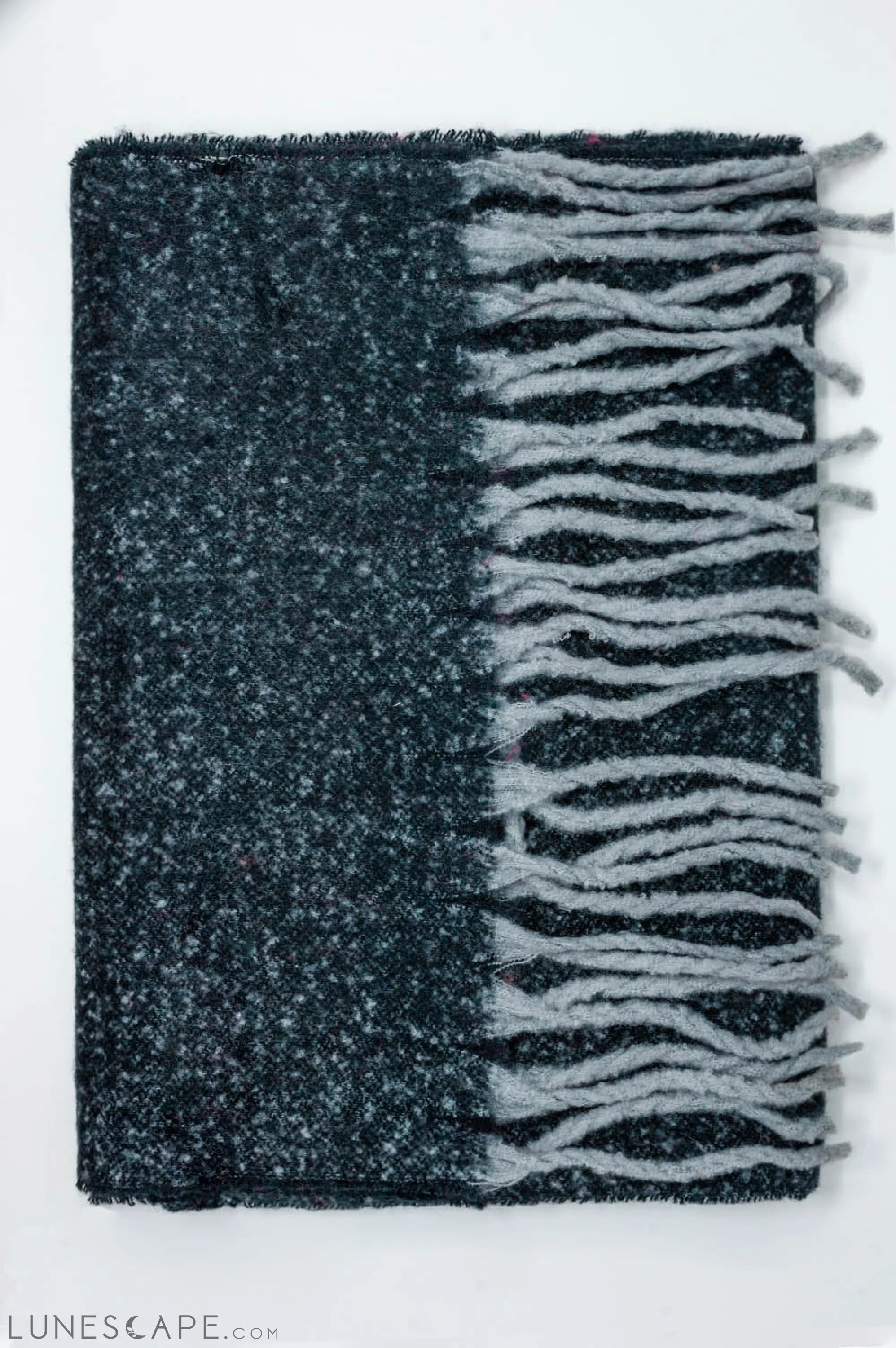 Super Fluffy Scarf in Black LUNESCAPE