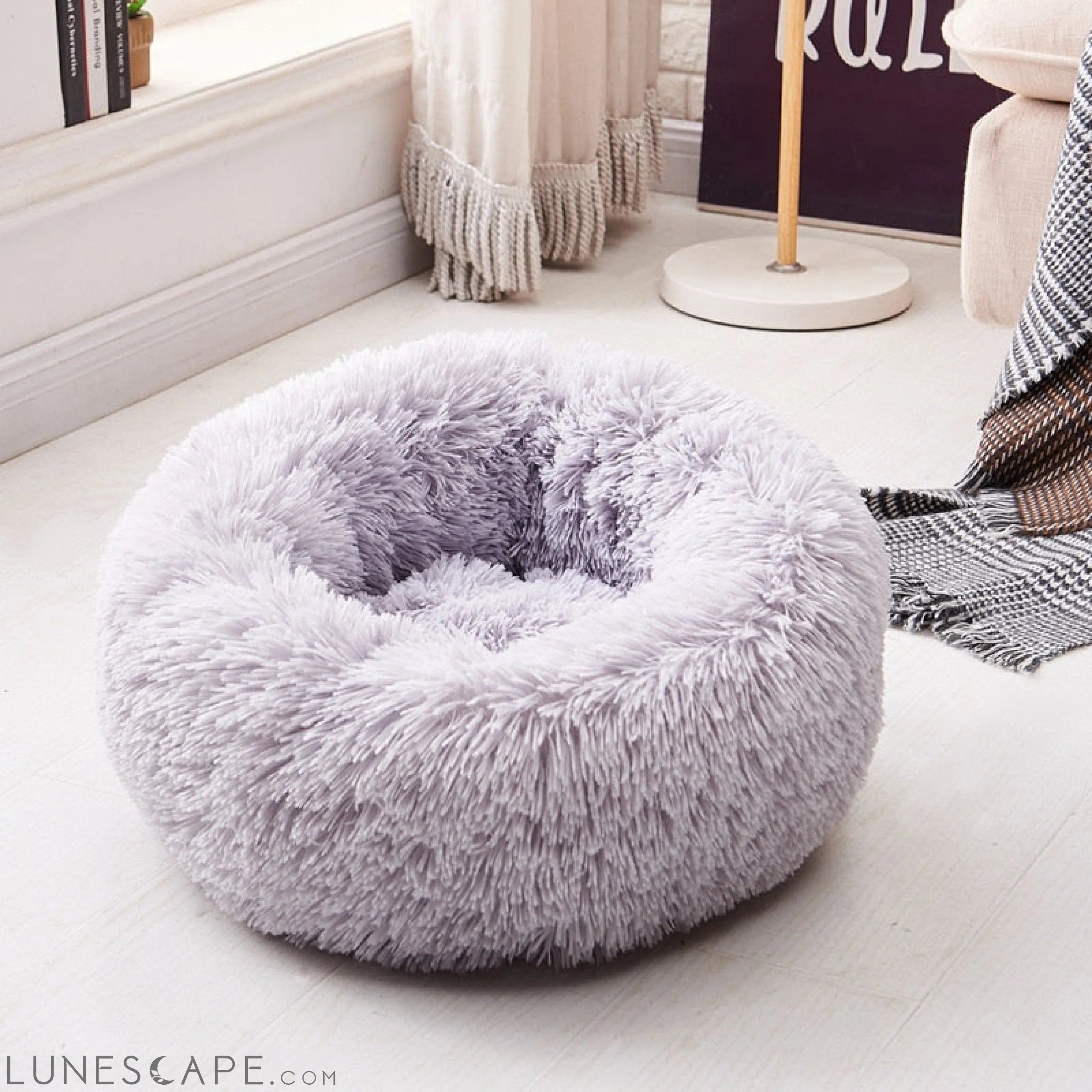 Super Luxe Plush Pet Bed (XS-XXL) LUNESCAPE