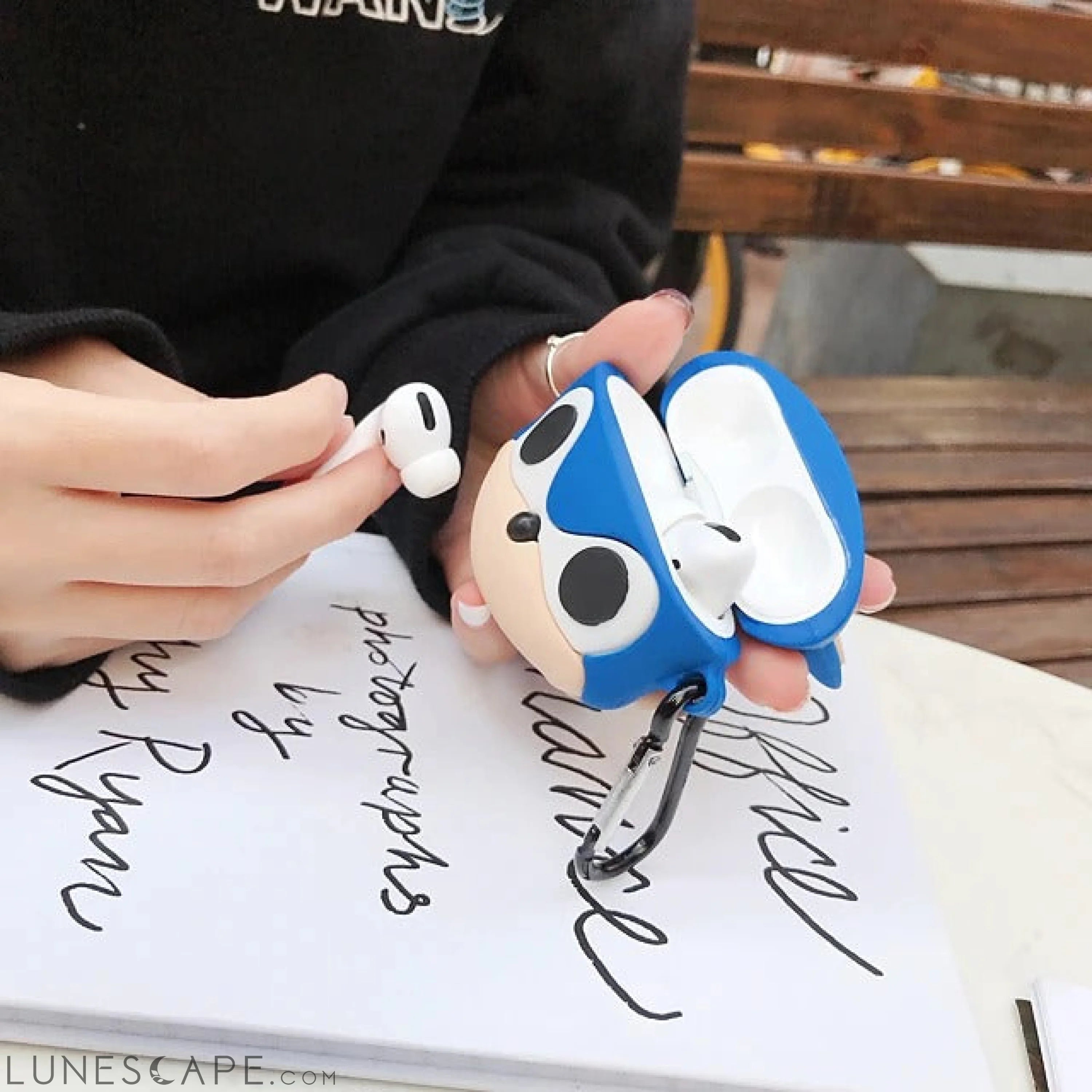 Supersonic Mouse AirPods Shockproof Headphone Case LUNESCAPE