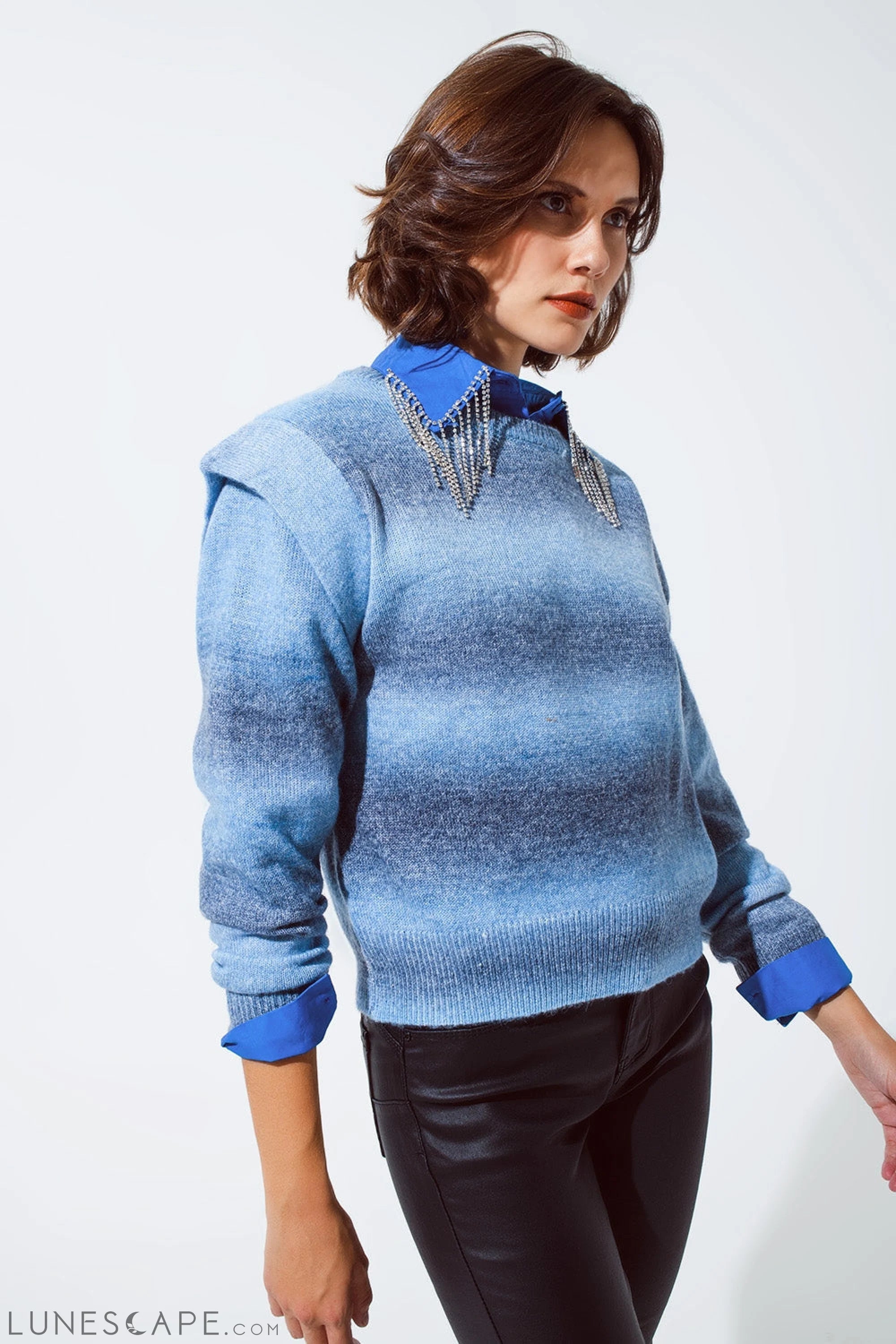 Sweater in Ombre Design Blue With Round Neck and Sleeve Details LUNESCAPE