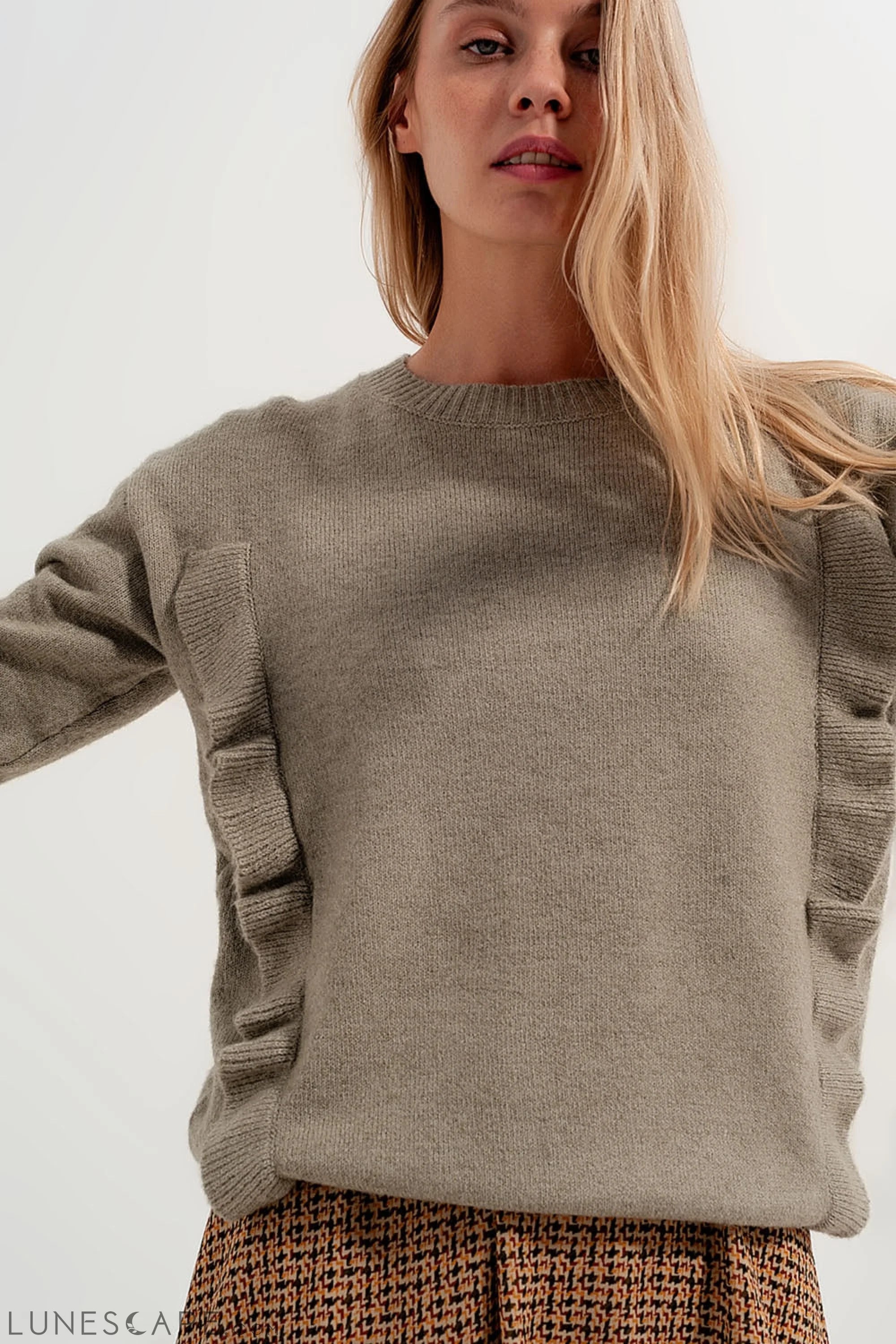 Sweater in Sage Green LUNESCAPE