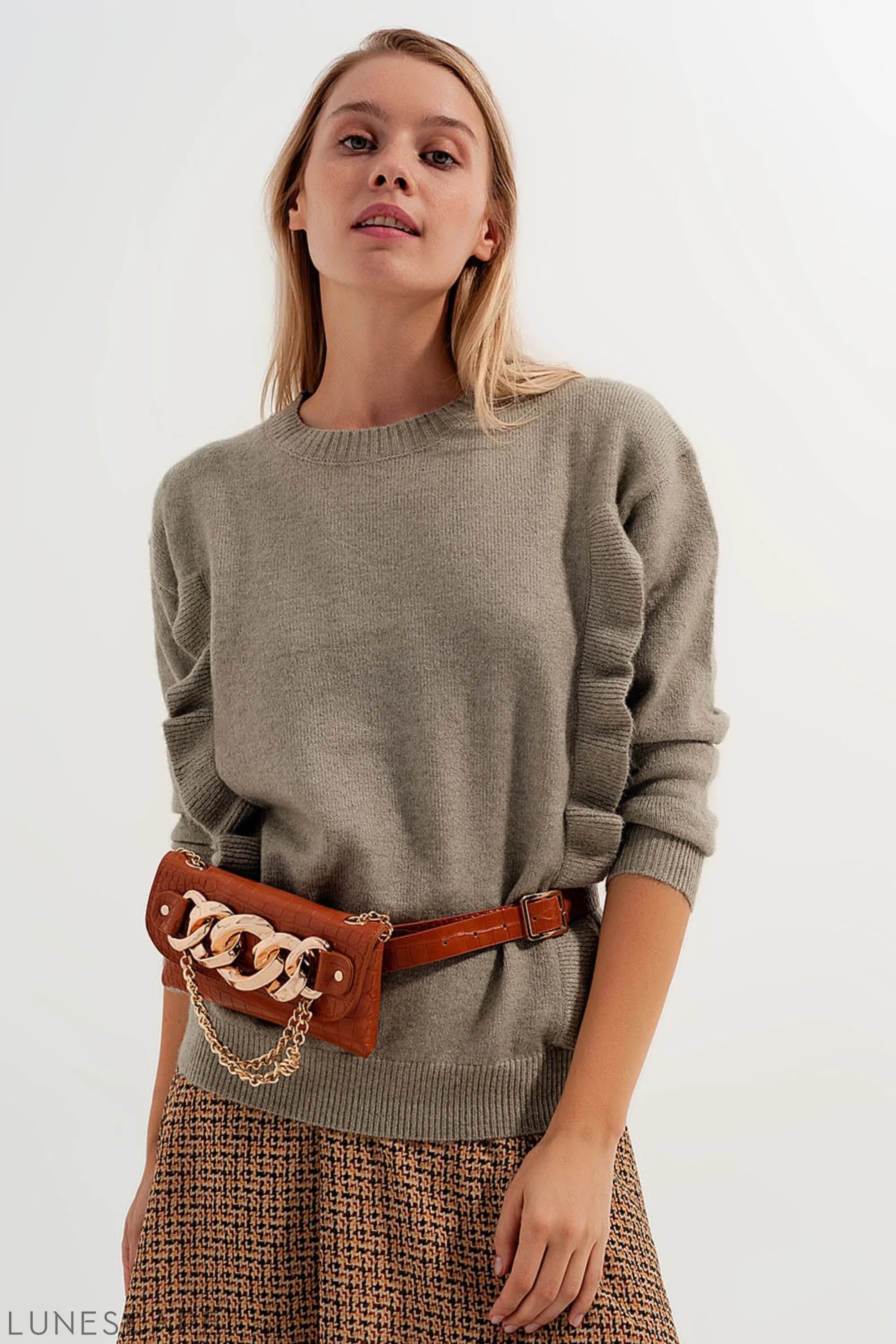 Sweater in Sage Green LUNESCAPE