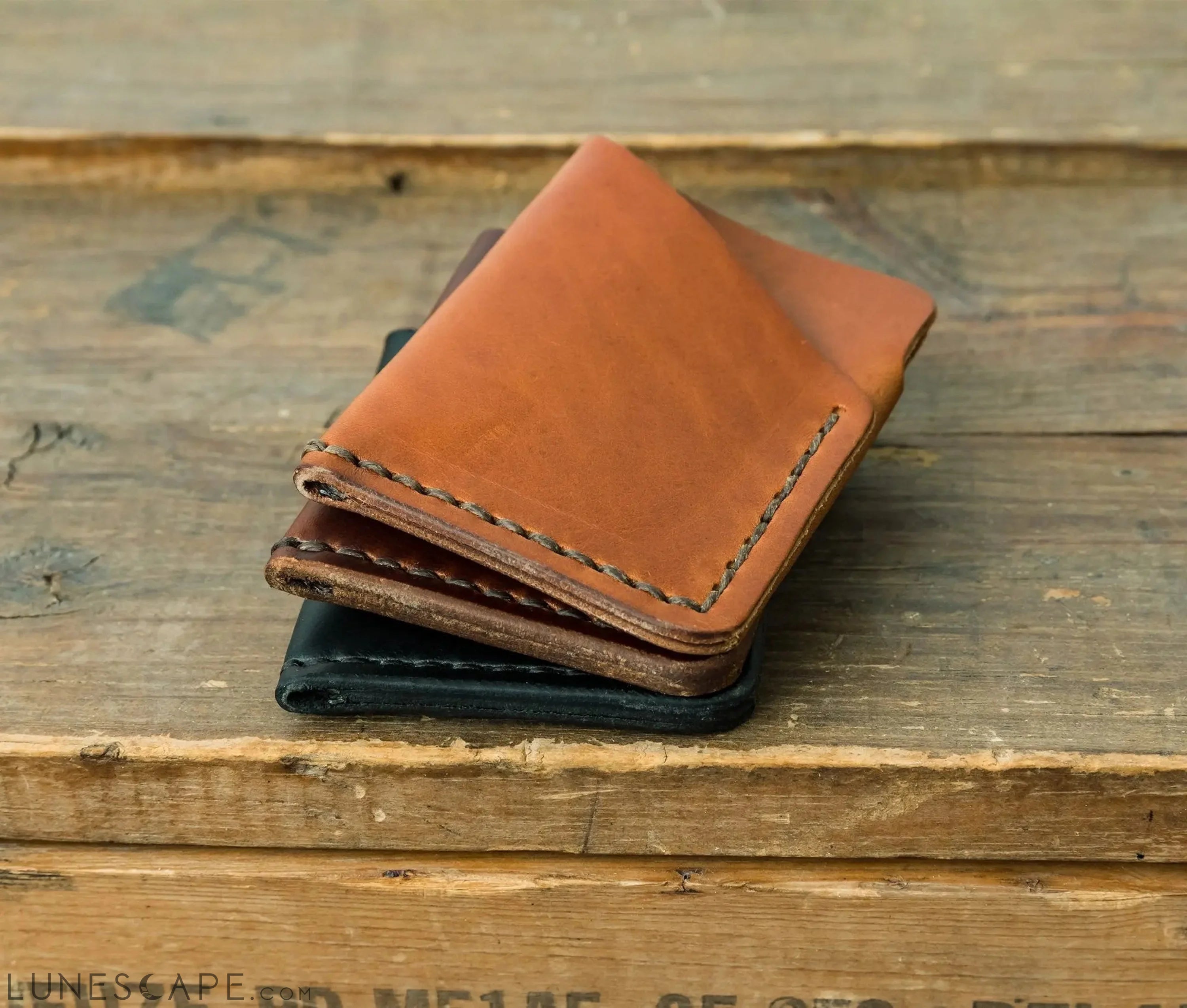 Tall Minimalist Wallet LUNESCAPE