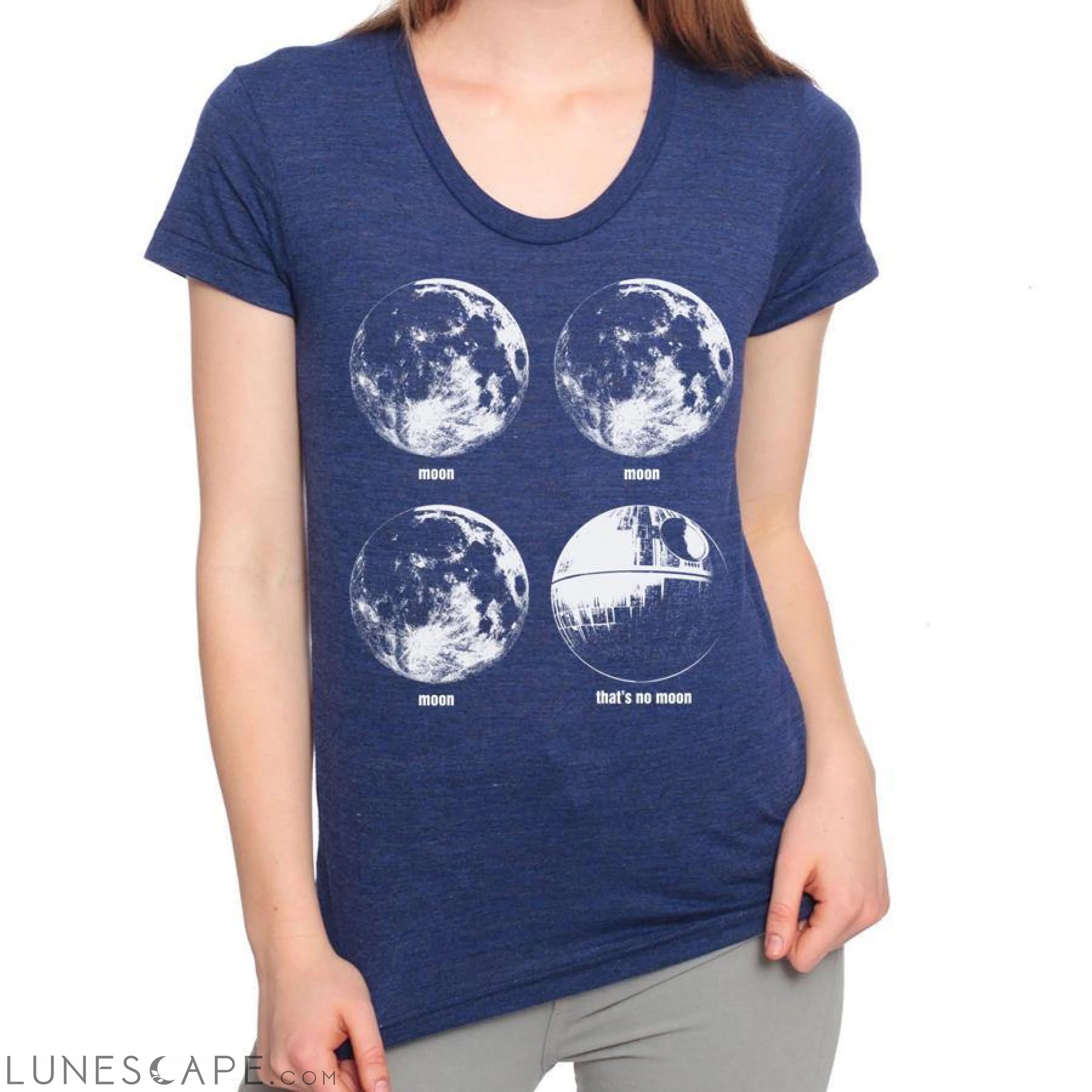 That's No Moon Graphic T-Shirt - Star Wars LUNESCAPE