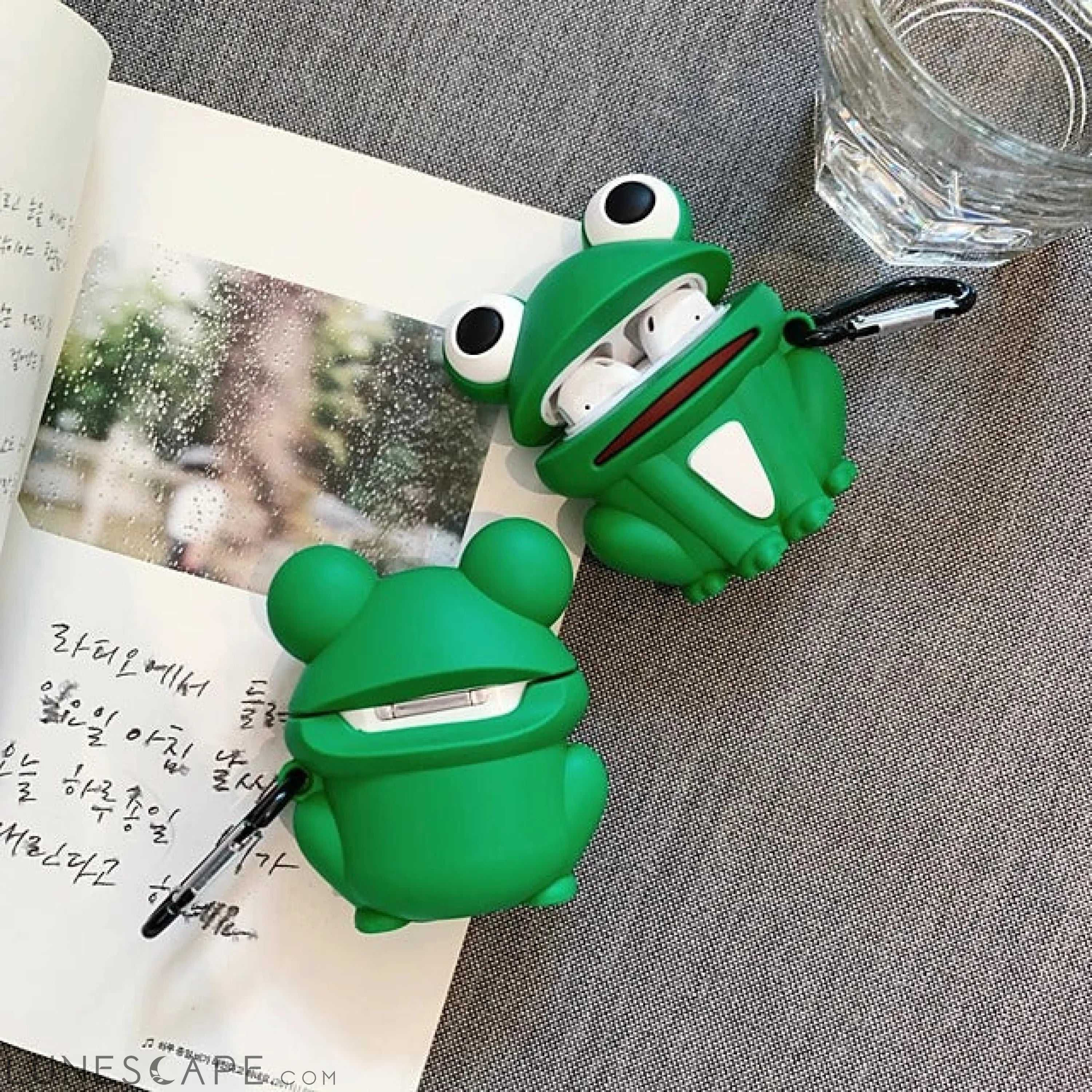 The Frog AirPods Headphone Case LUNESCAPE