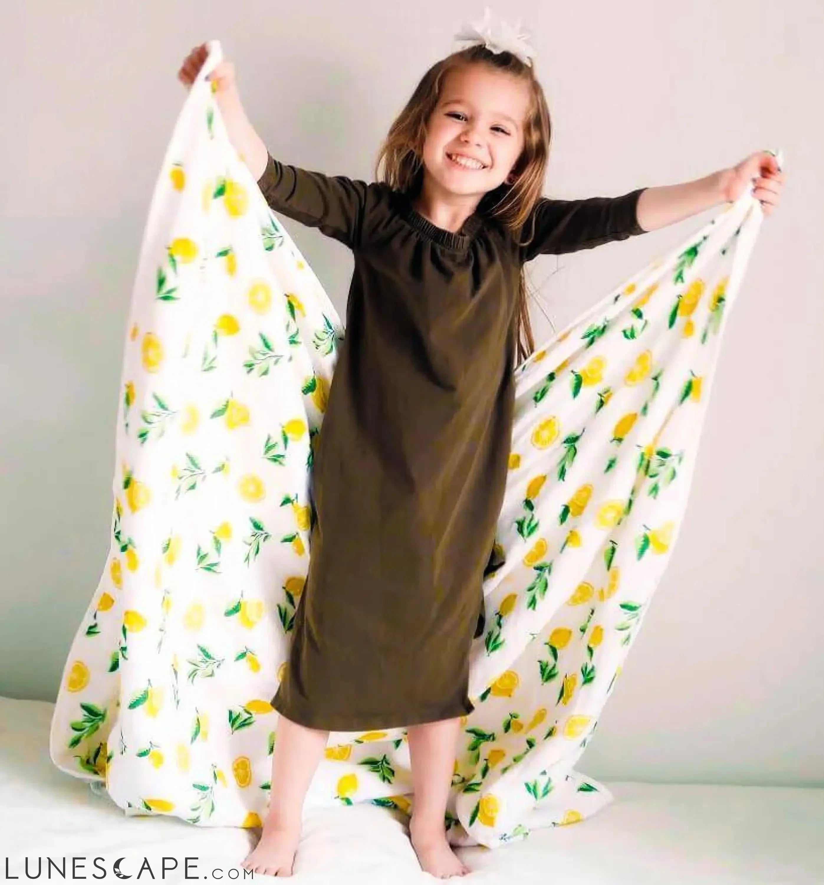 Thick & Silky Muslin Baby Quilt LUNESCAPE