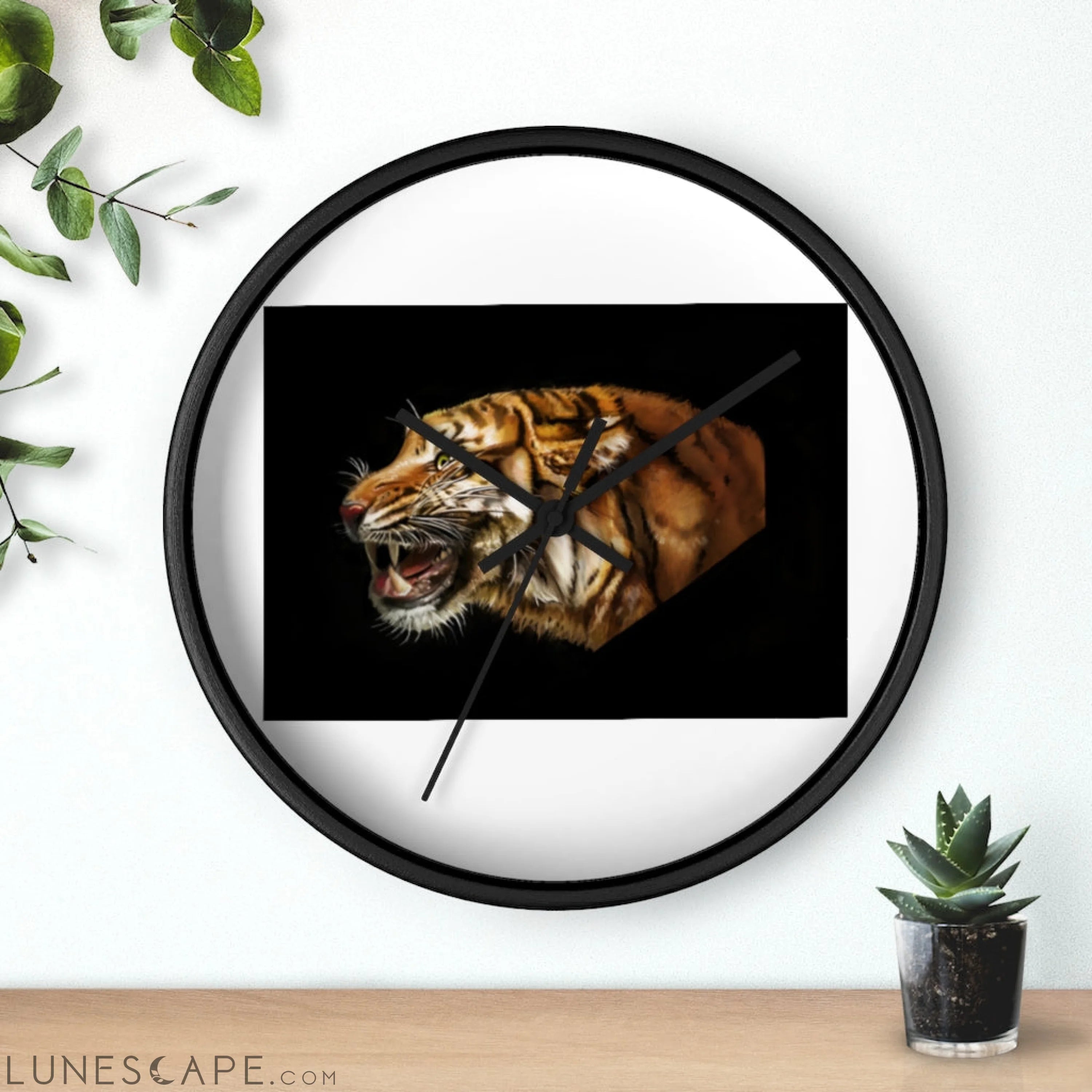 Tiger Wall clock LUNESCAPE