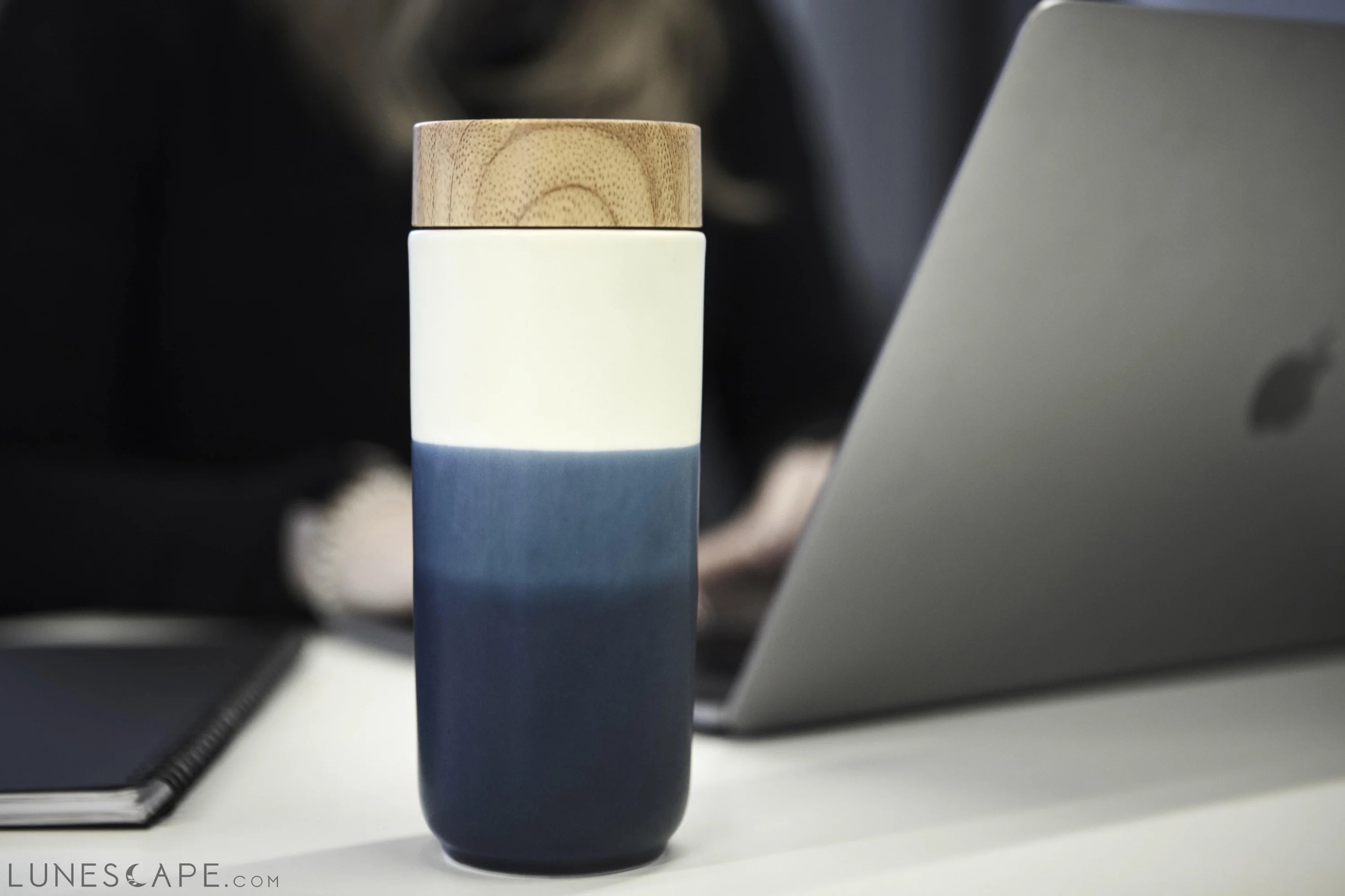 Tourmaline Charged Ombre Tumbler - Navy LUNESCAPE