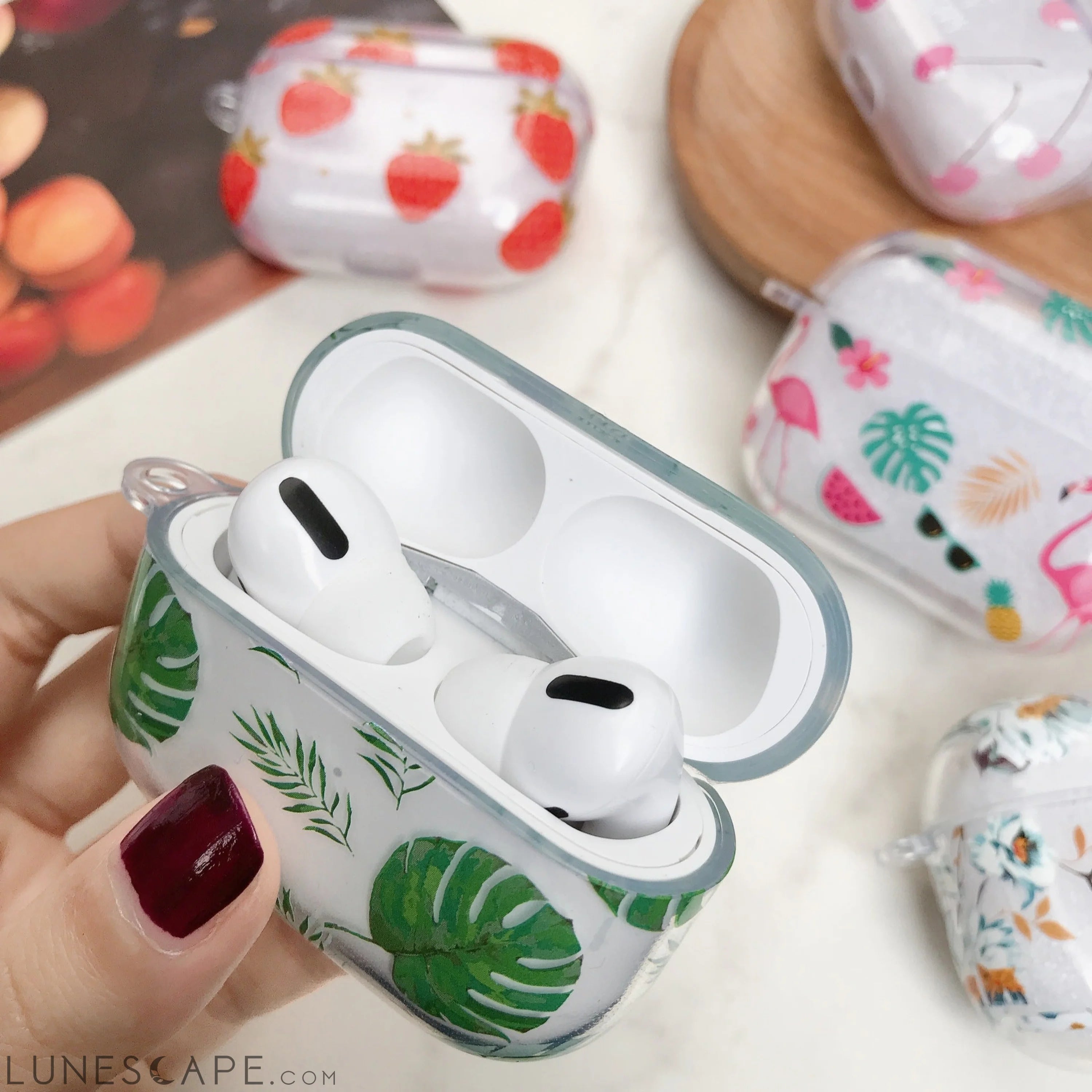 Transparent Leafy  AirPods Case airpods pro case LUNESCAPE