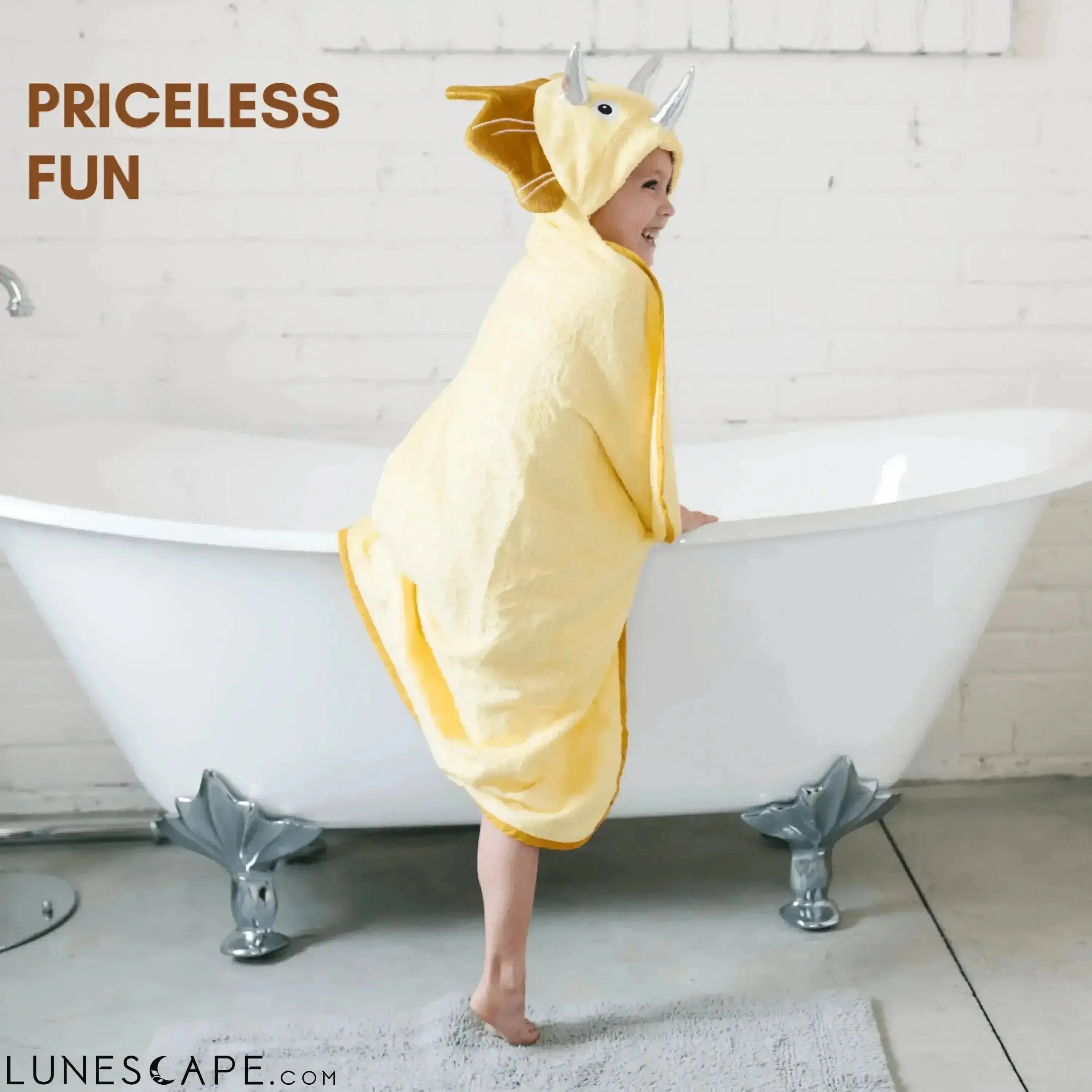 Triceratops Hooded Bamboo Towel LUNESCAPE