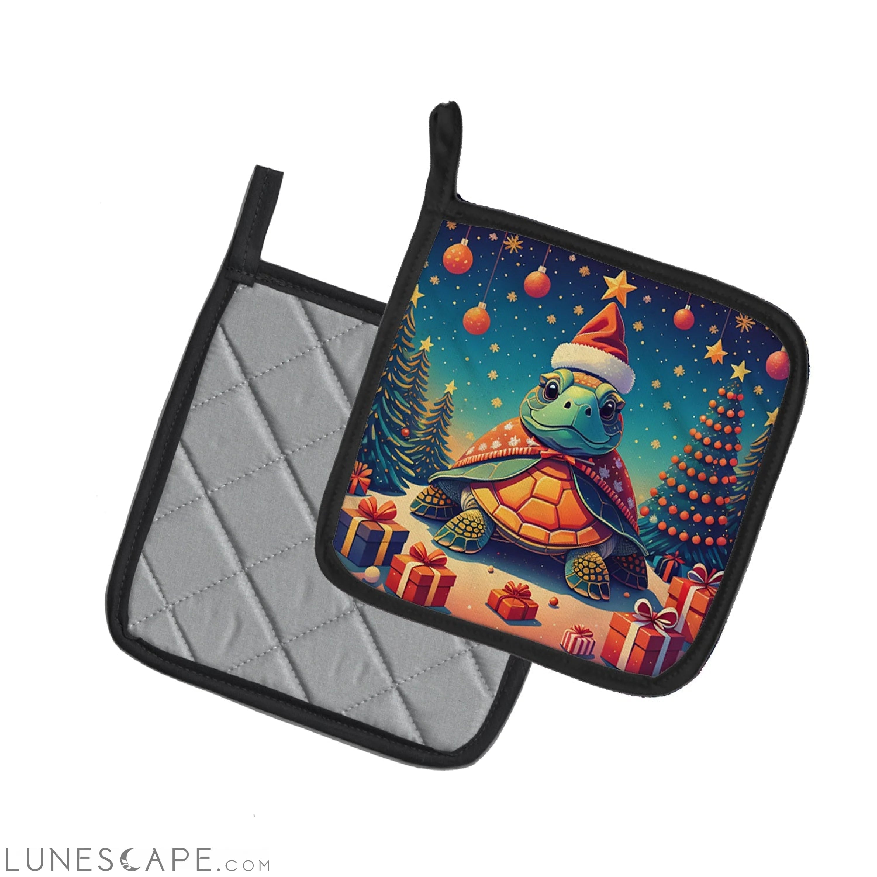 Turtle Christmas Pair of Pot Holders LUNESCAPE