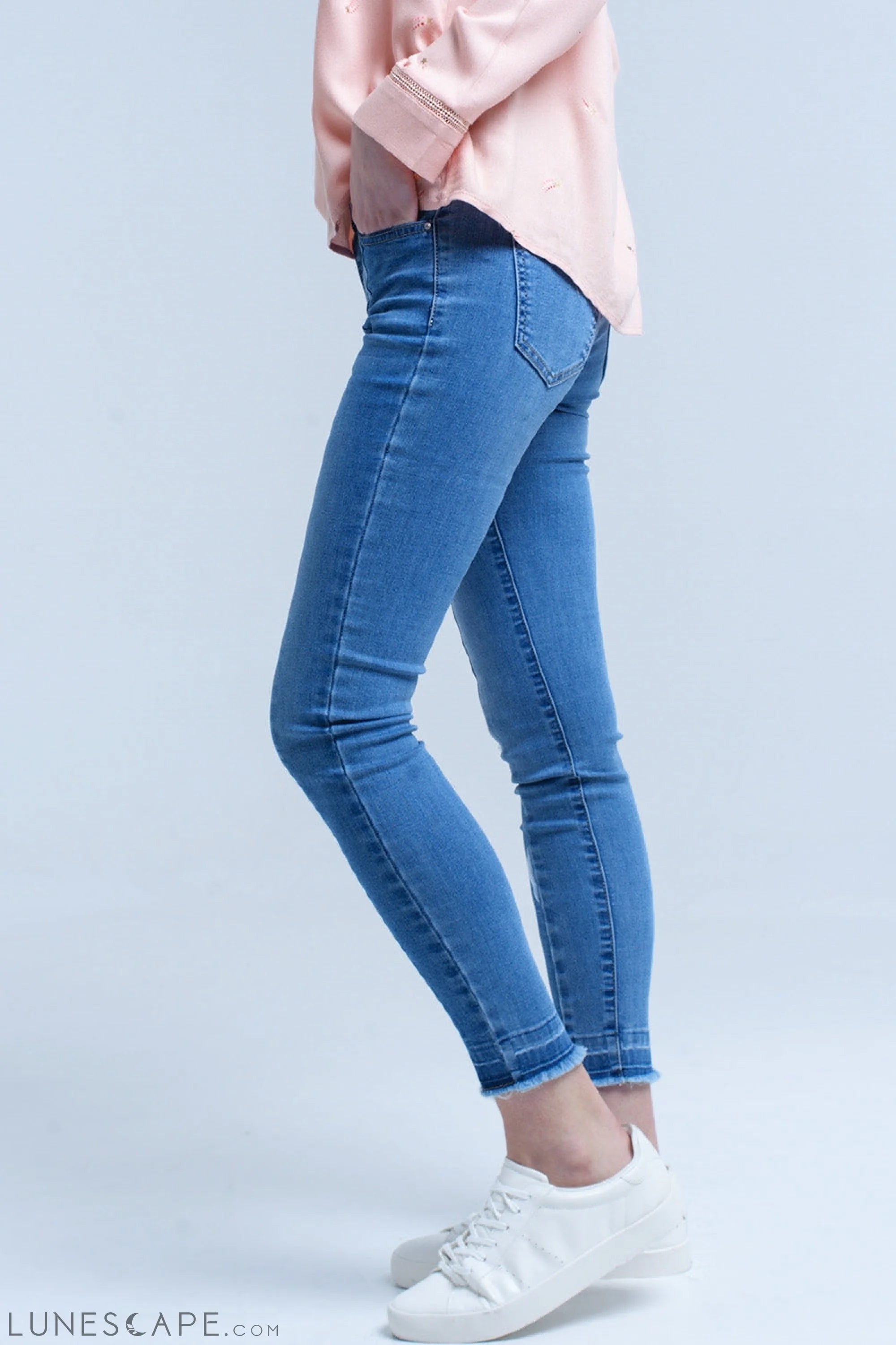 Two Tone Denim Jean LUNESCAPE