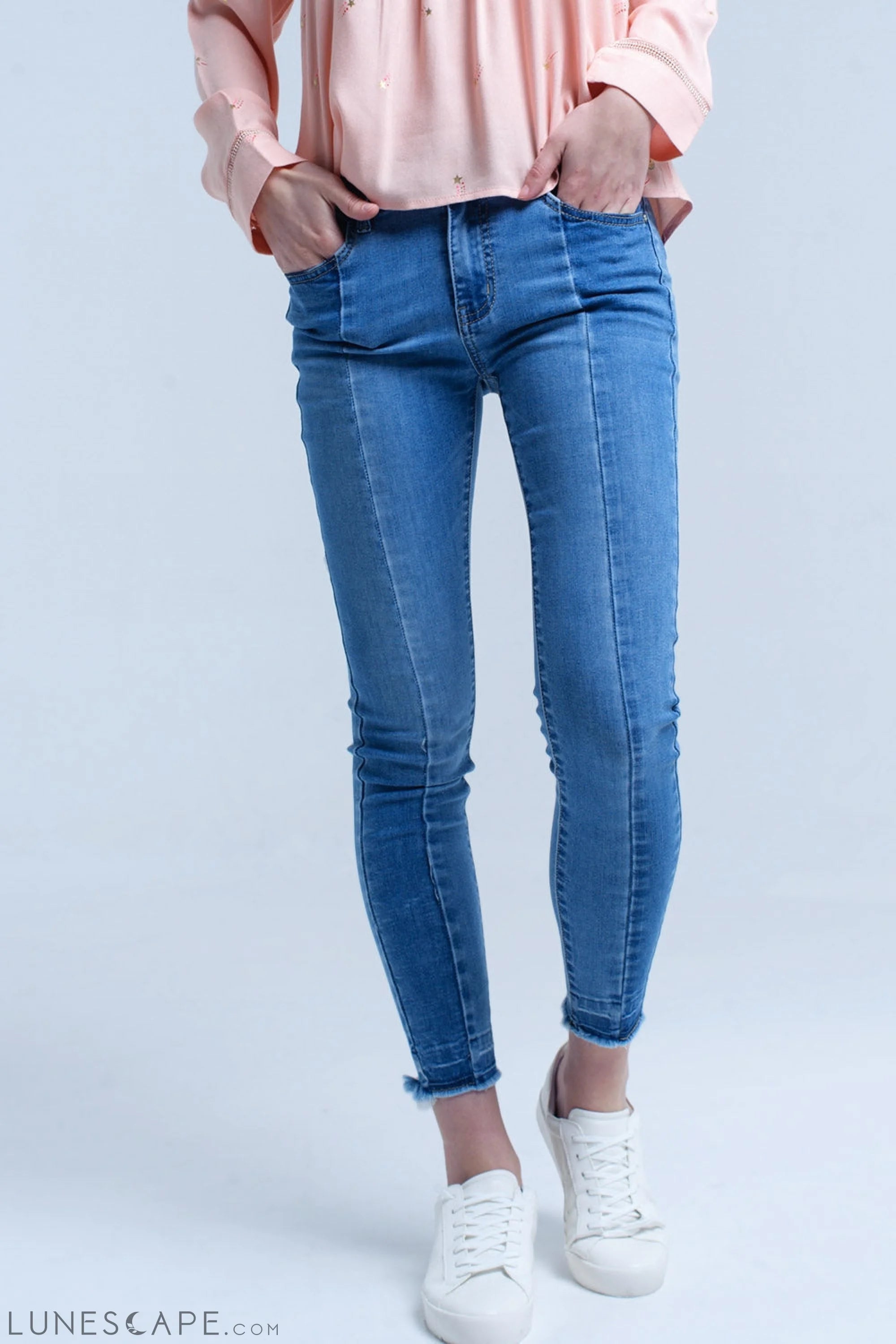 Two Tone Denim Jean LUNESCAPE