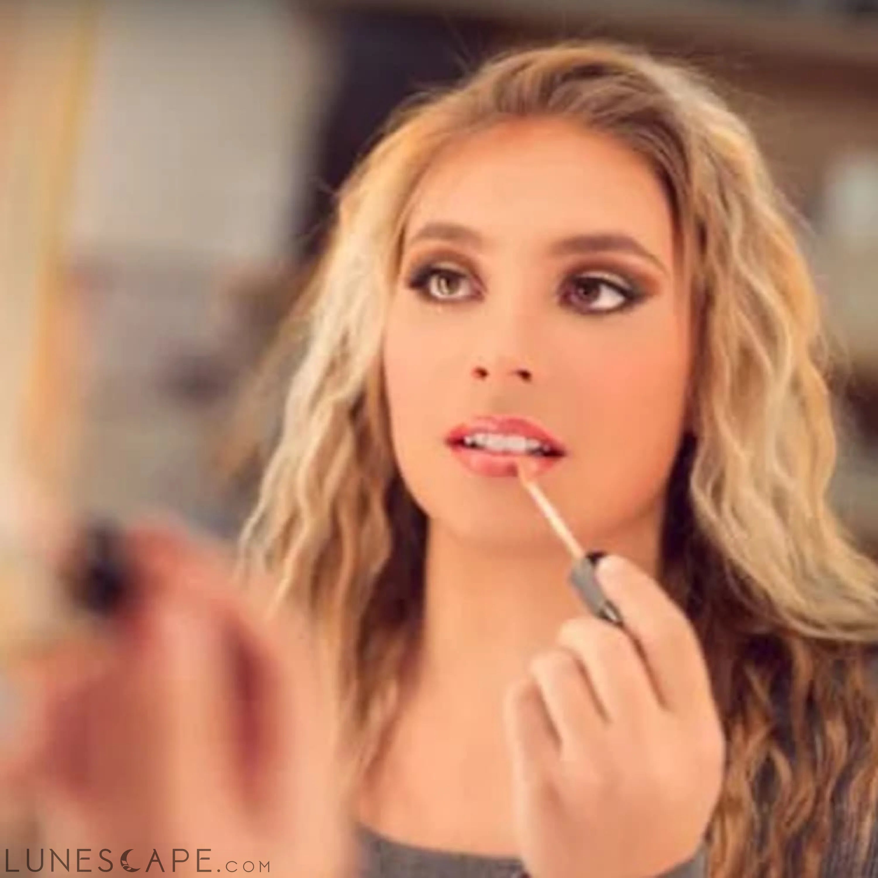 Ultra Lip Gloss LUNESCAPE