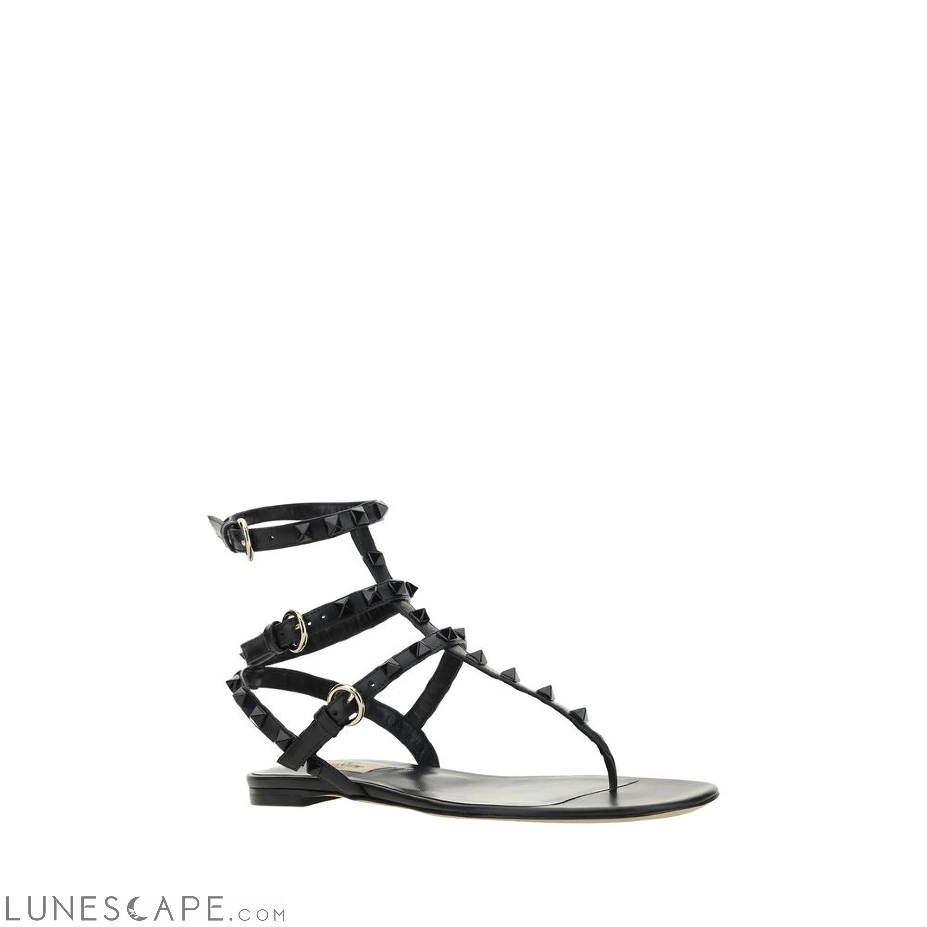 Valentino Garavani Rockstud Sandals LUNESCAPE
