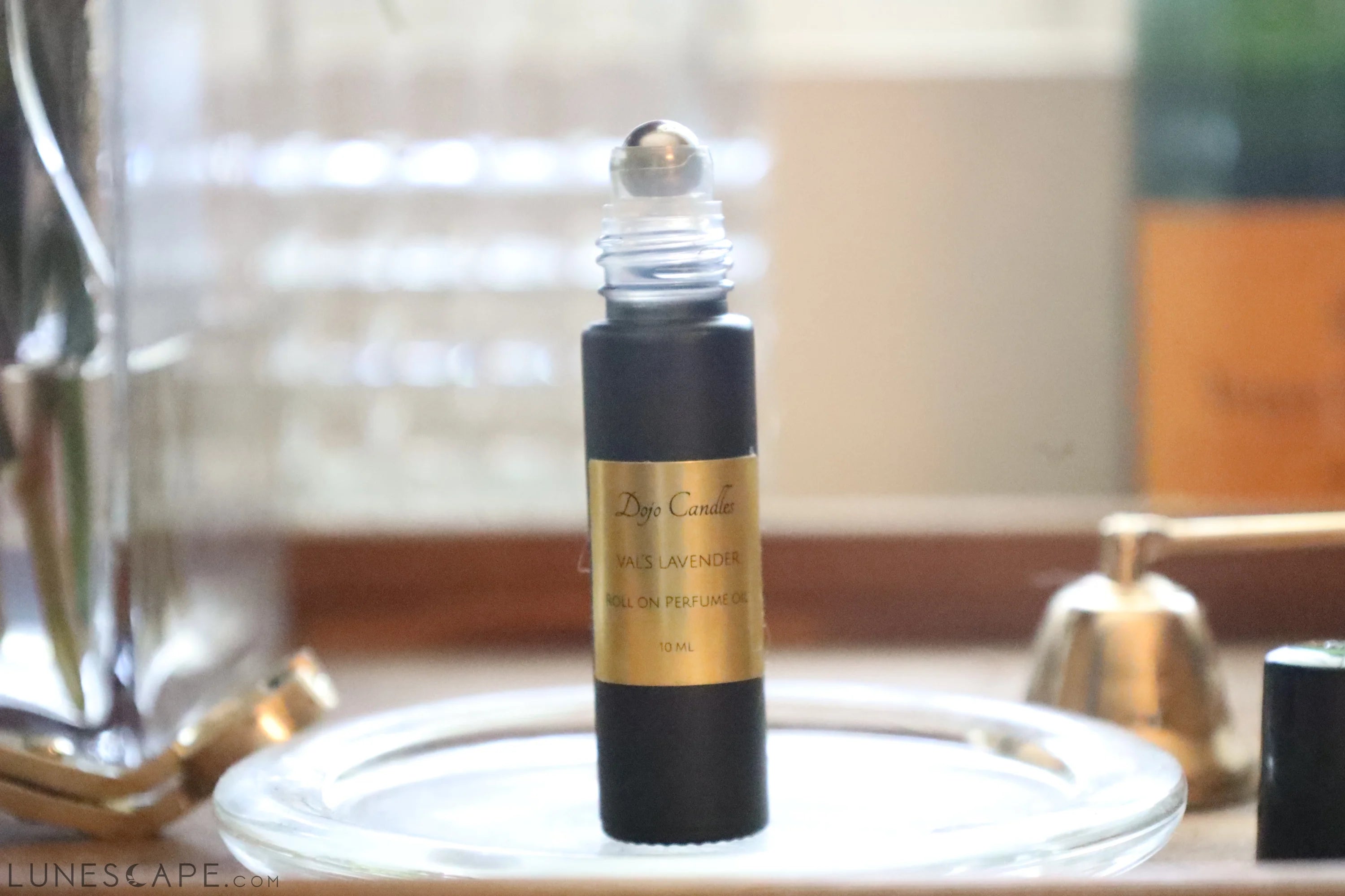 Val’s Lavender Luxury Roll on Oil LUNESCAPE