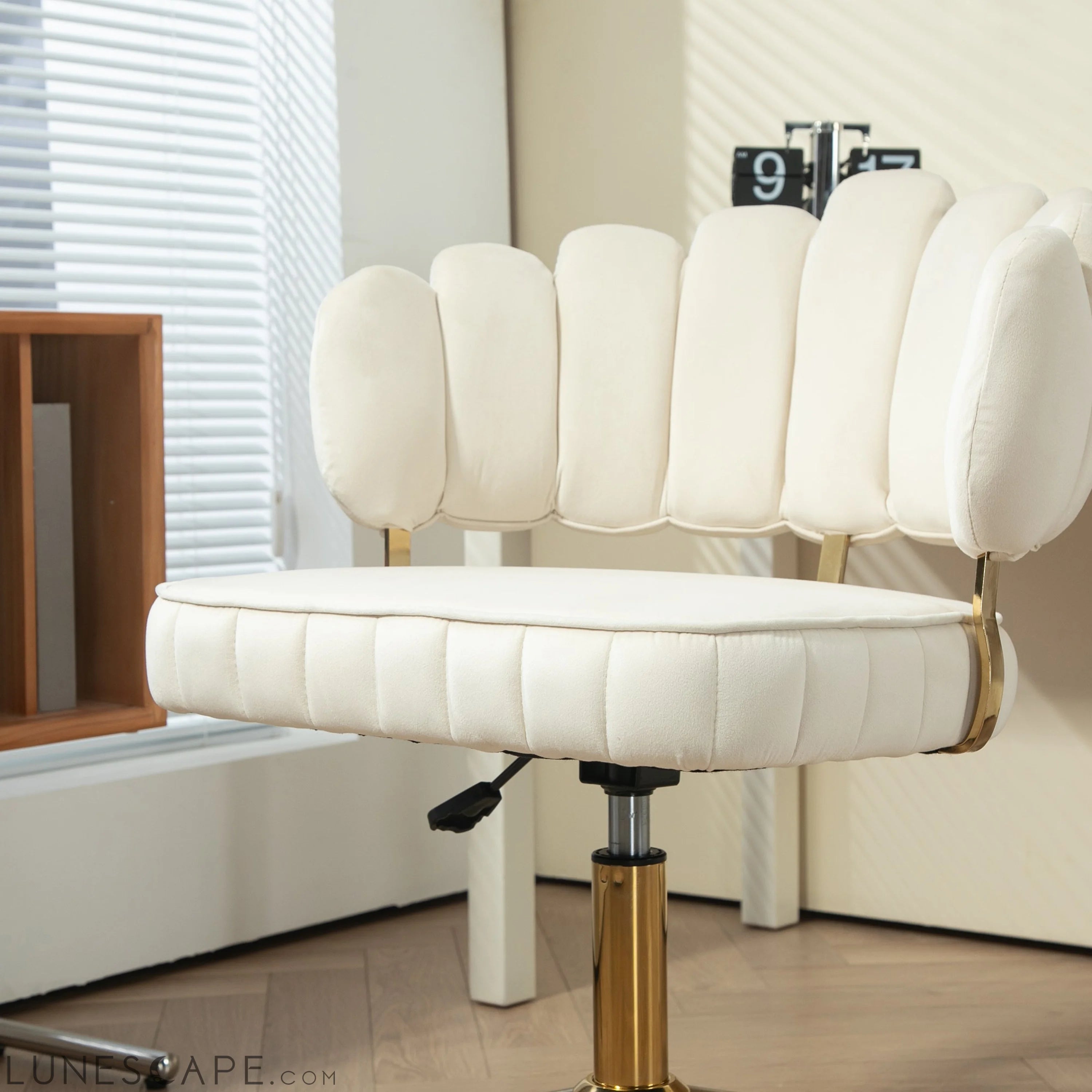Velvet Home Office Desk Chair, Modern Cute Computer Chair, Wheels LUNESCAPE