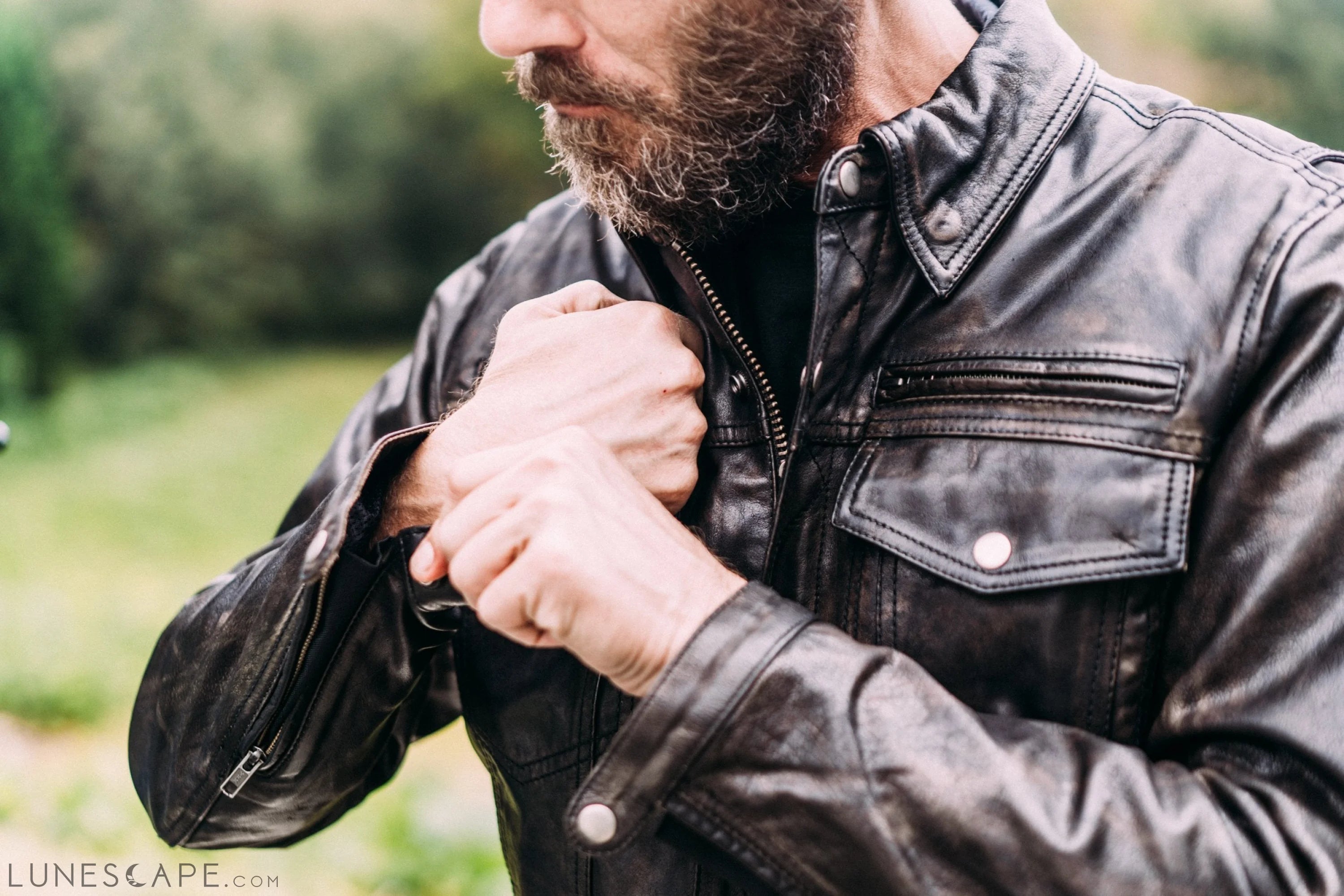 Villain - Men's Leather Motorcycle Jacket LUNESCAPE