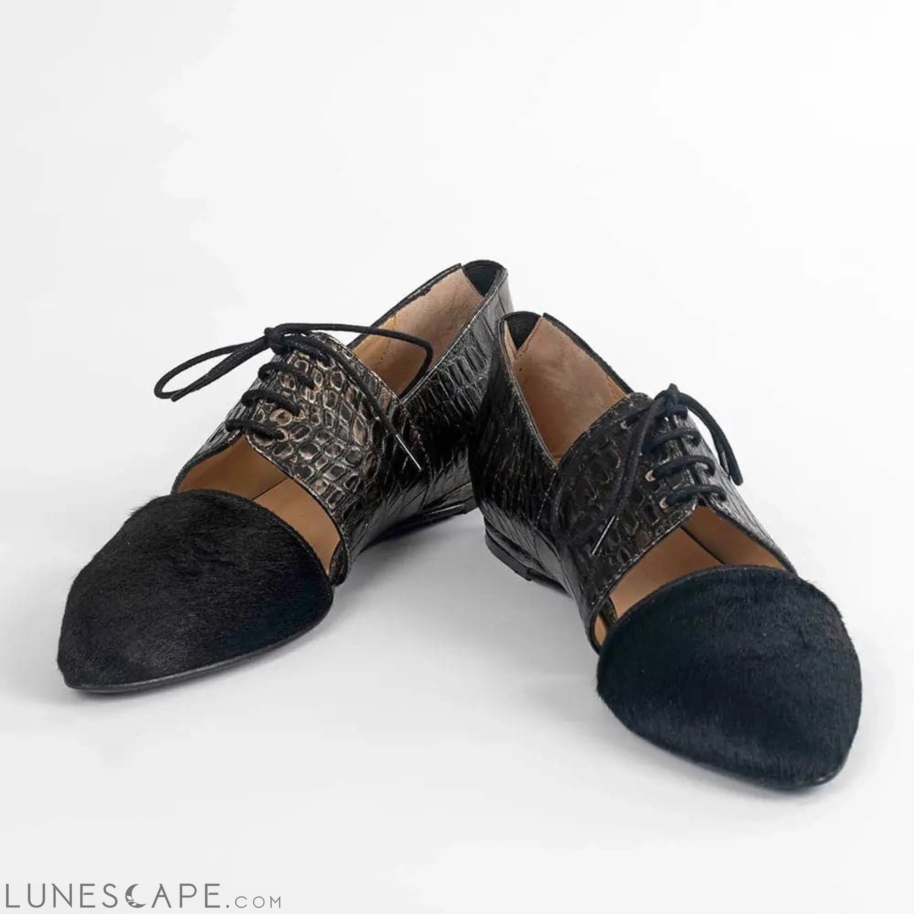 Virago Oxford by Lordess LUNESCAPE