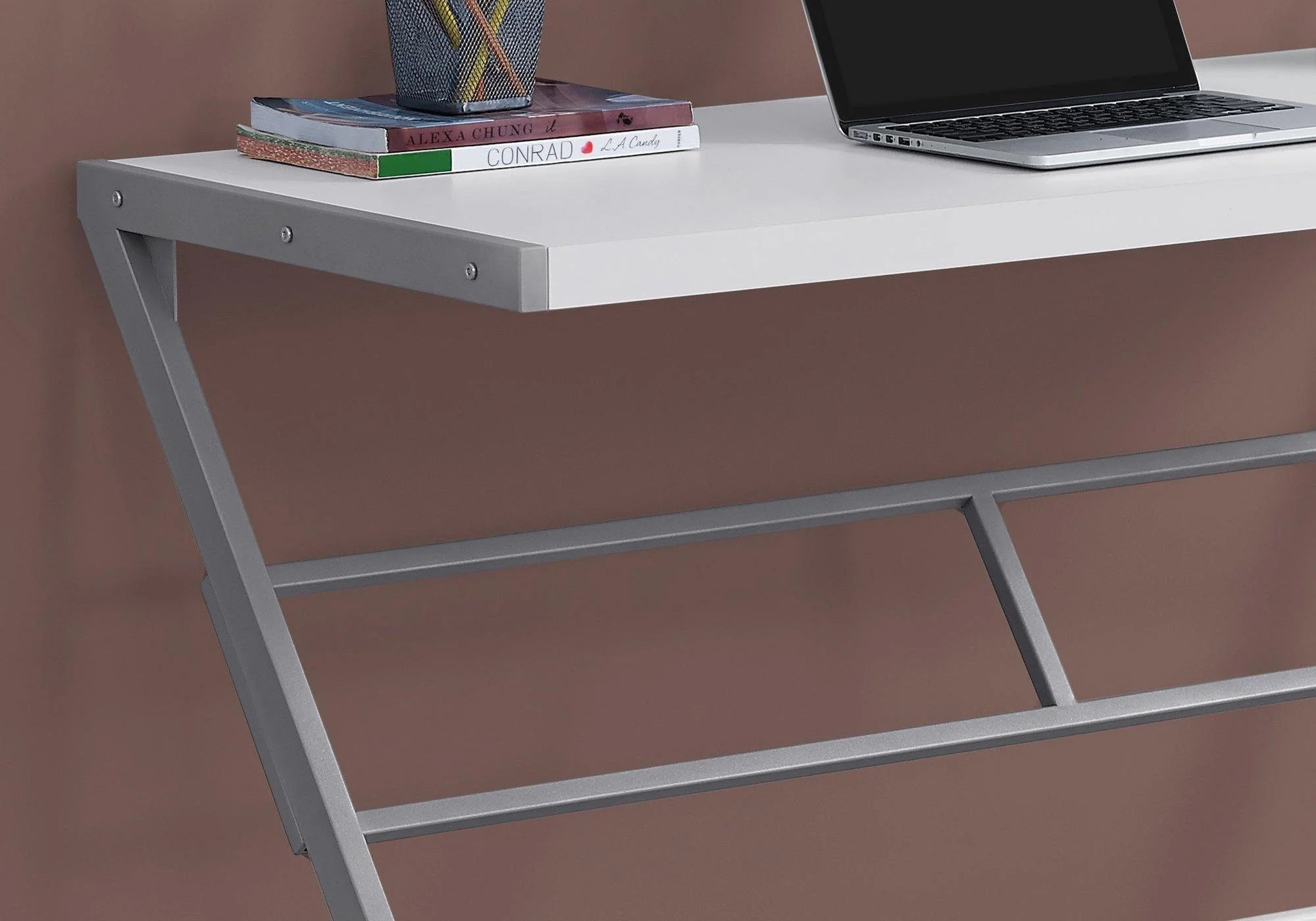 White & Silver Modern Desk - 22" x 48" x 30" LUNESCAPE