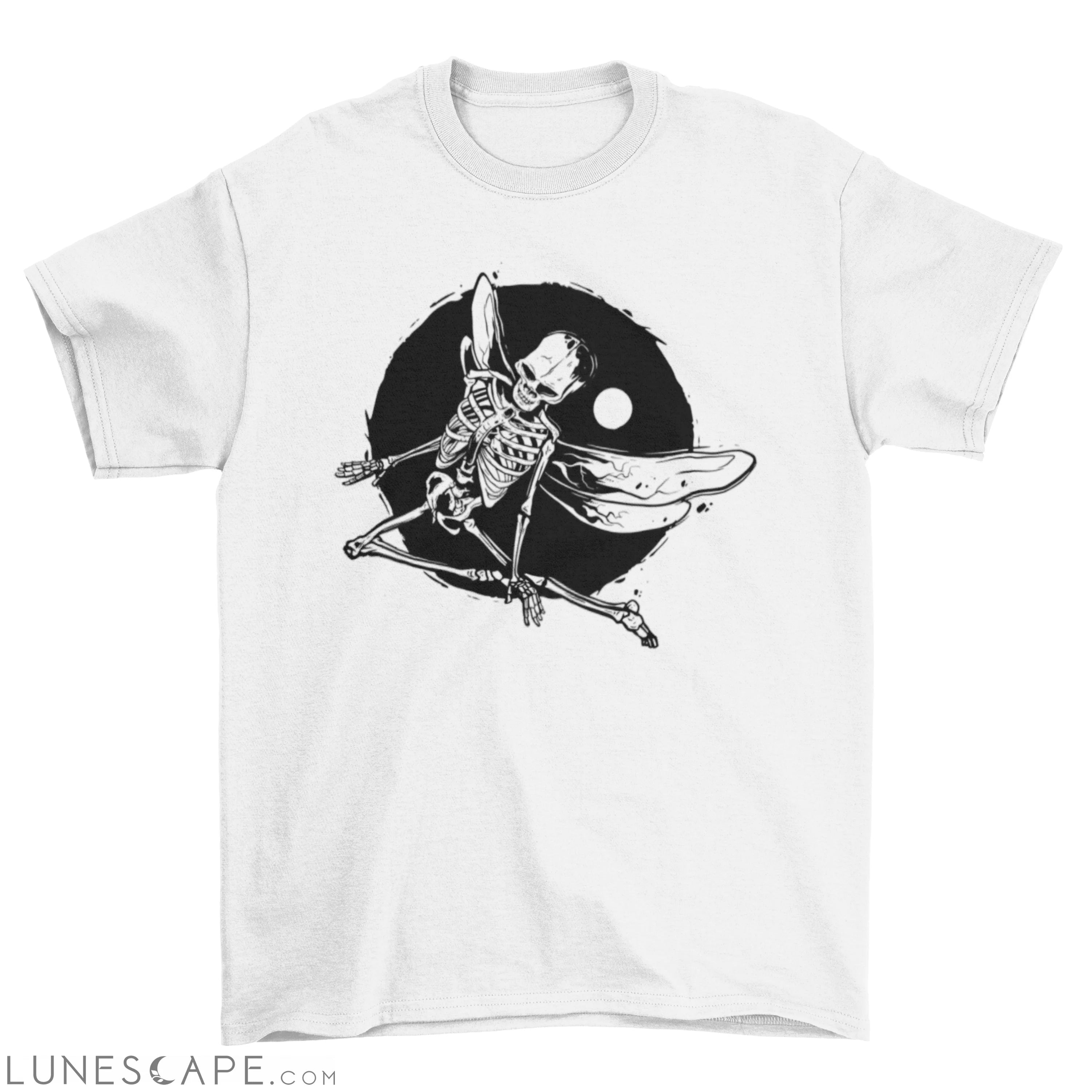 Winged skeleton grunge t-shirt LUNESCAPE