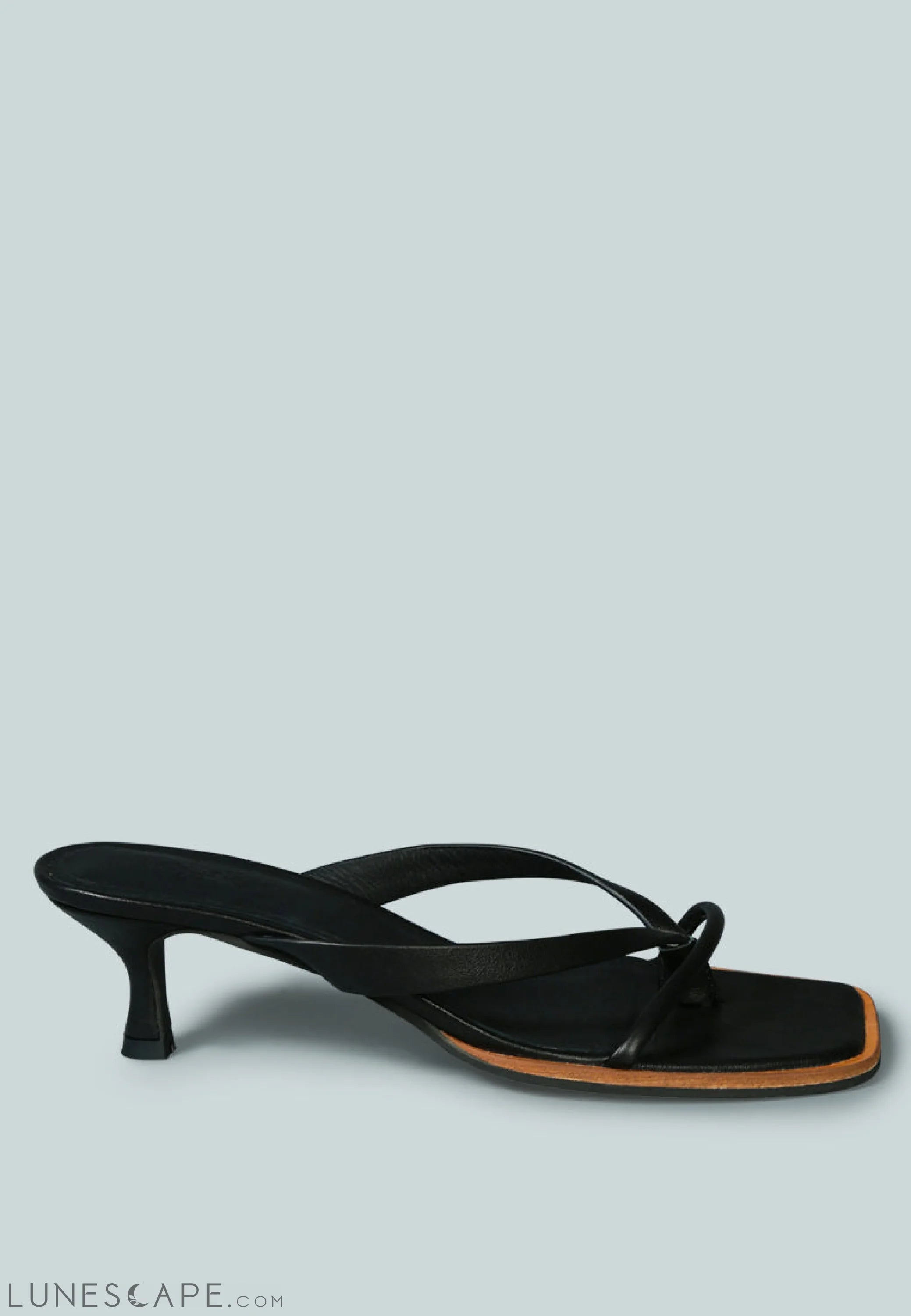 Winslet Heeled Thong Sandal LUNESCAPE