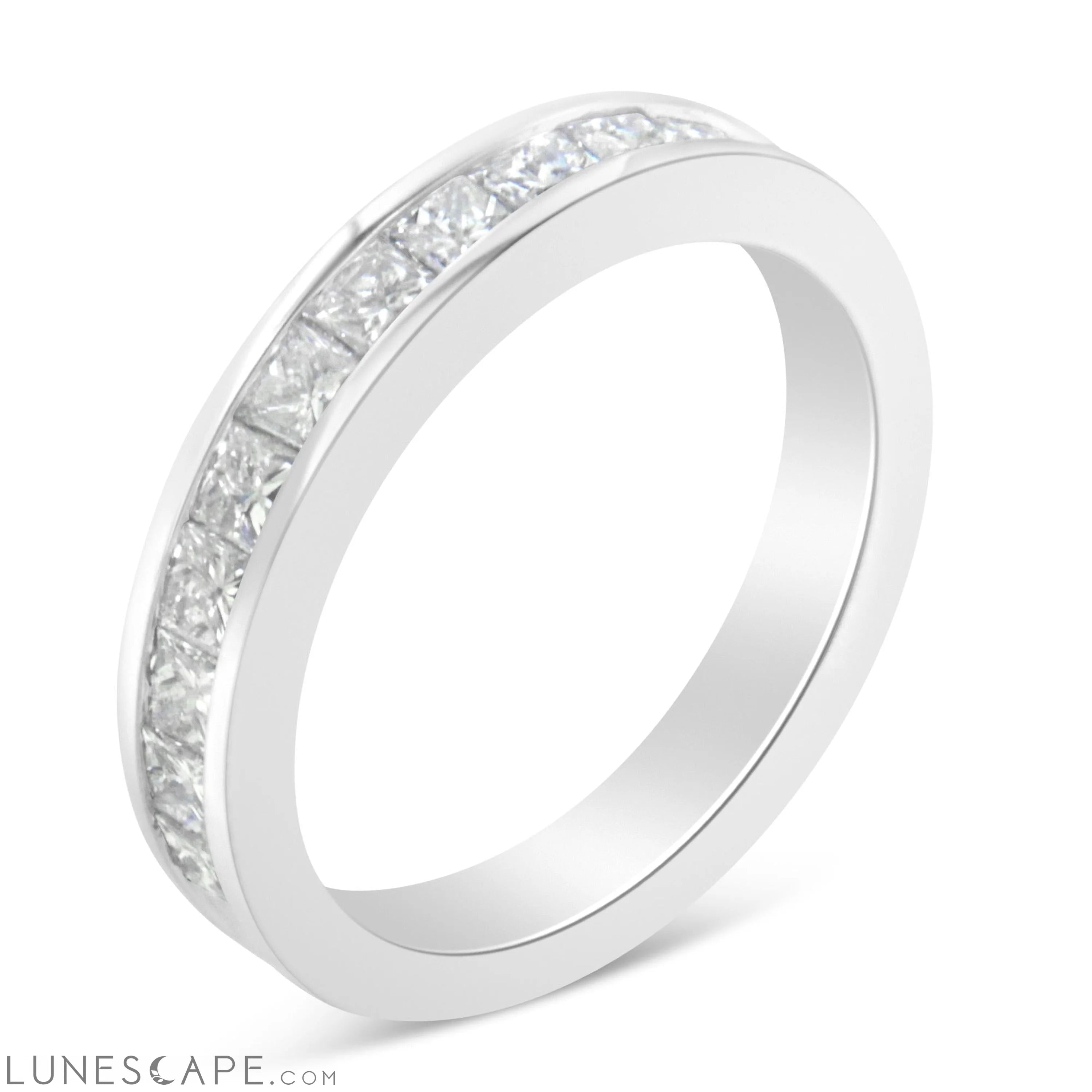 Women's 18K White Gold Princess Cut Diamond Band Ring (1 Cttw, G-H Color, SI1-SI2 Clarity) LUNESCAPE