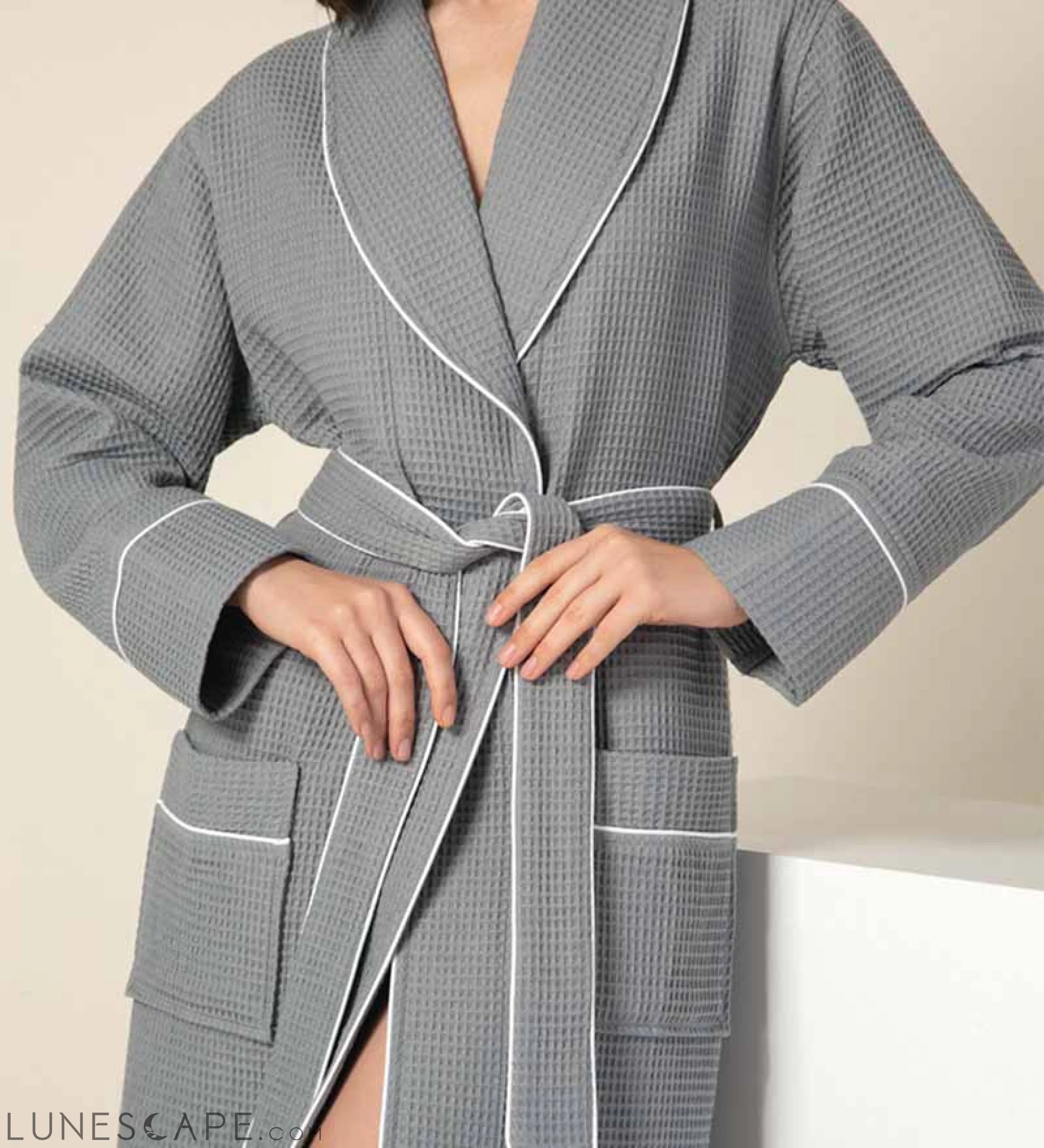 Women's Full Length Waffle Hotel Robe LUNESCAPE