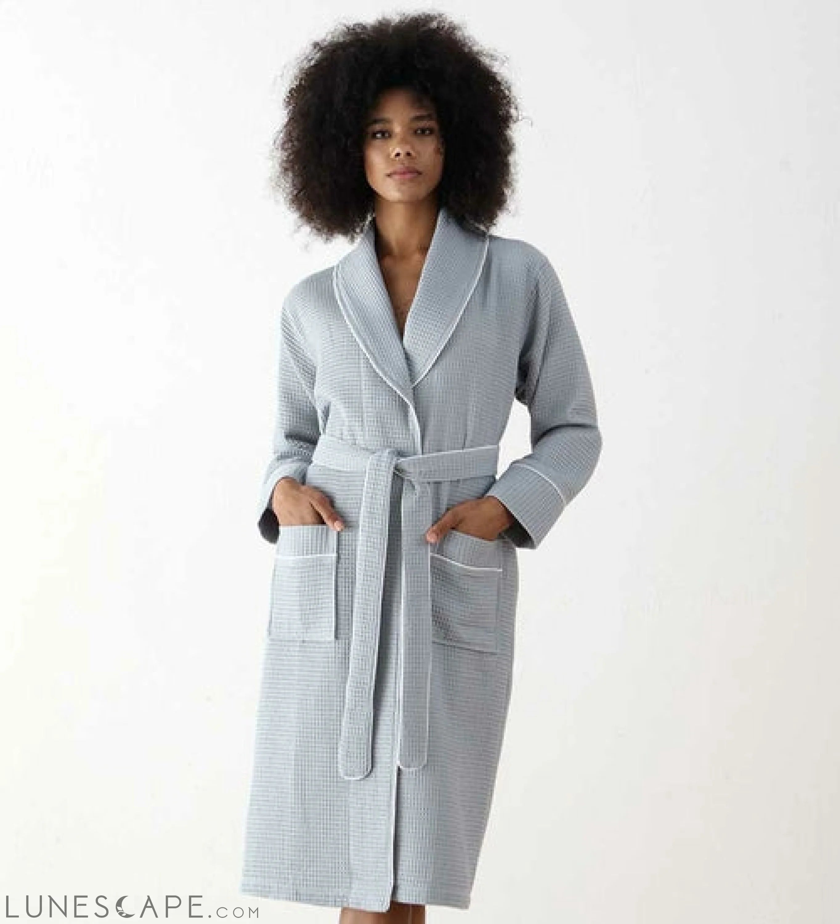 Women's Full Length Waffle Hotel Robe LUNESCAPE