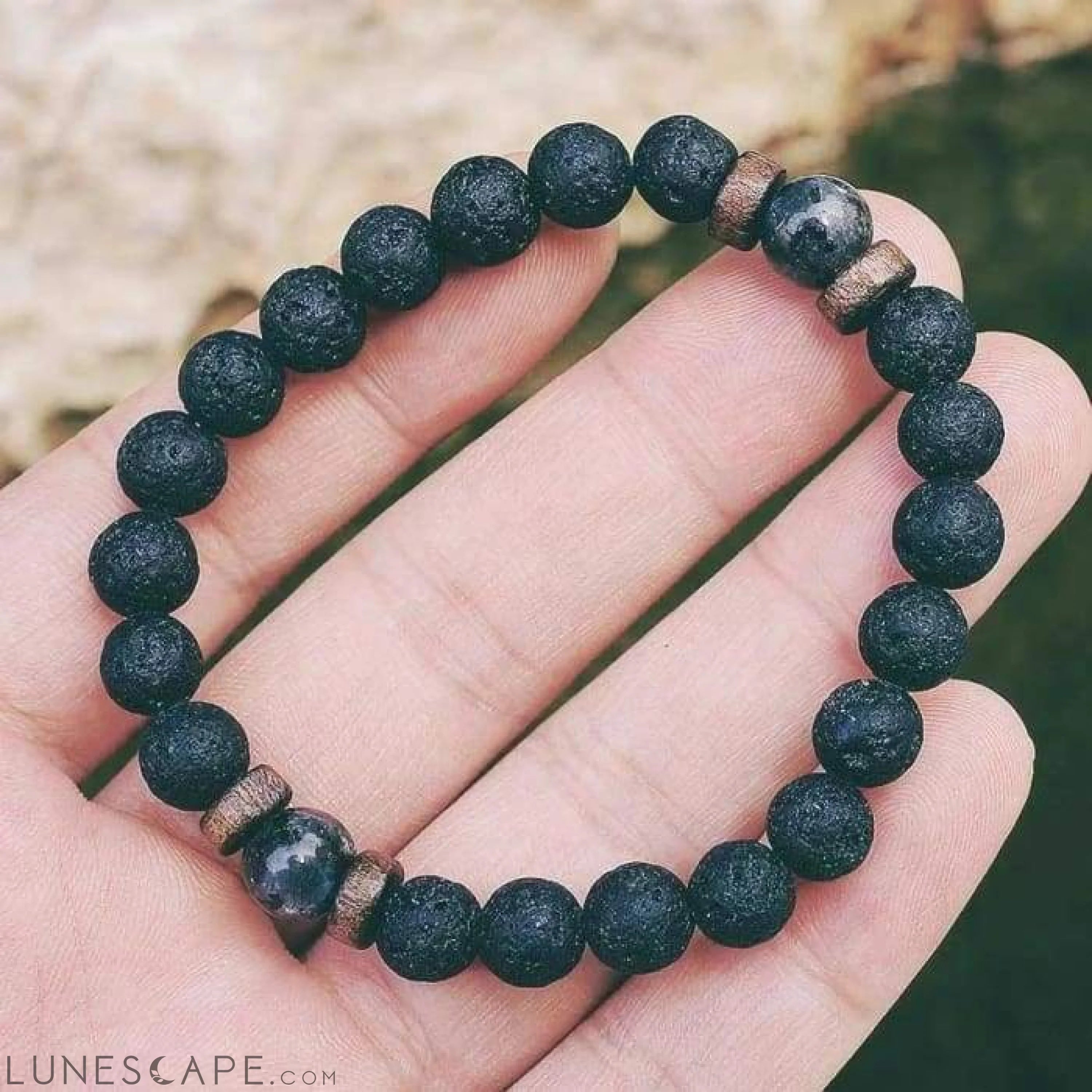 Wood and Lava Stone Essential Oil Bracelet - Gray 2 LUNESCAPE