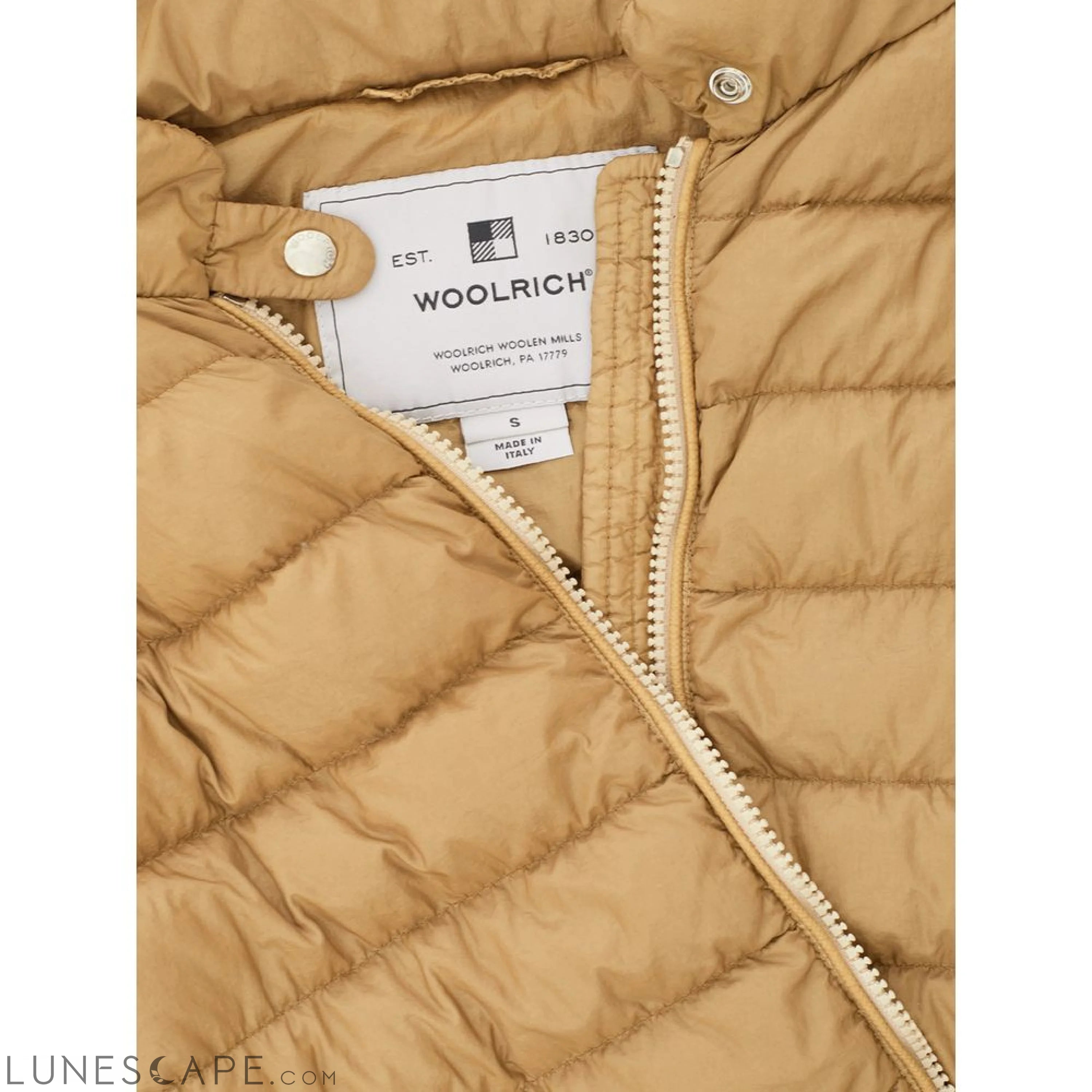 Woolrich Beige Polyamide Chic Winter Coat LUNESCAPE