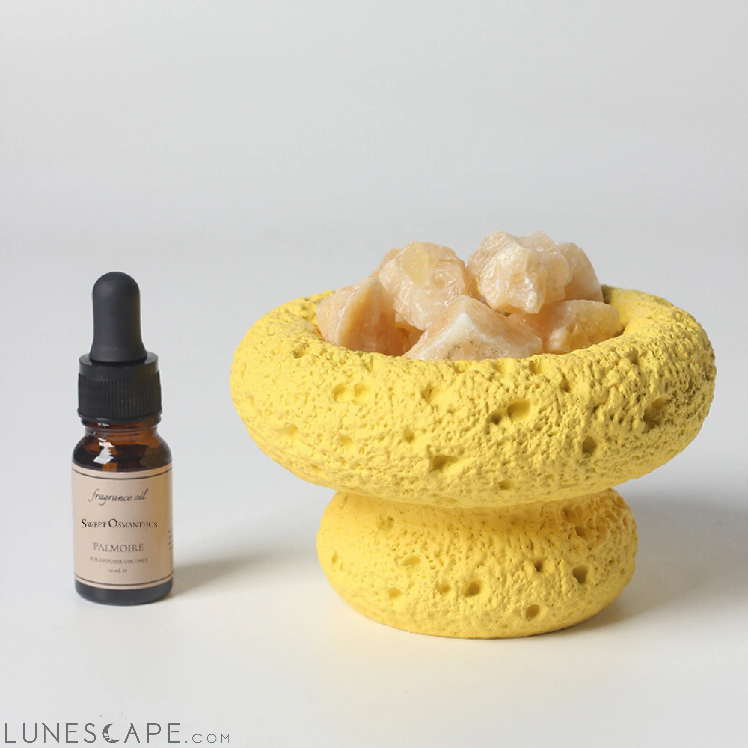 Yellow Moon Diffuser - Sweet Osmanthus LUNESCAPE
